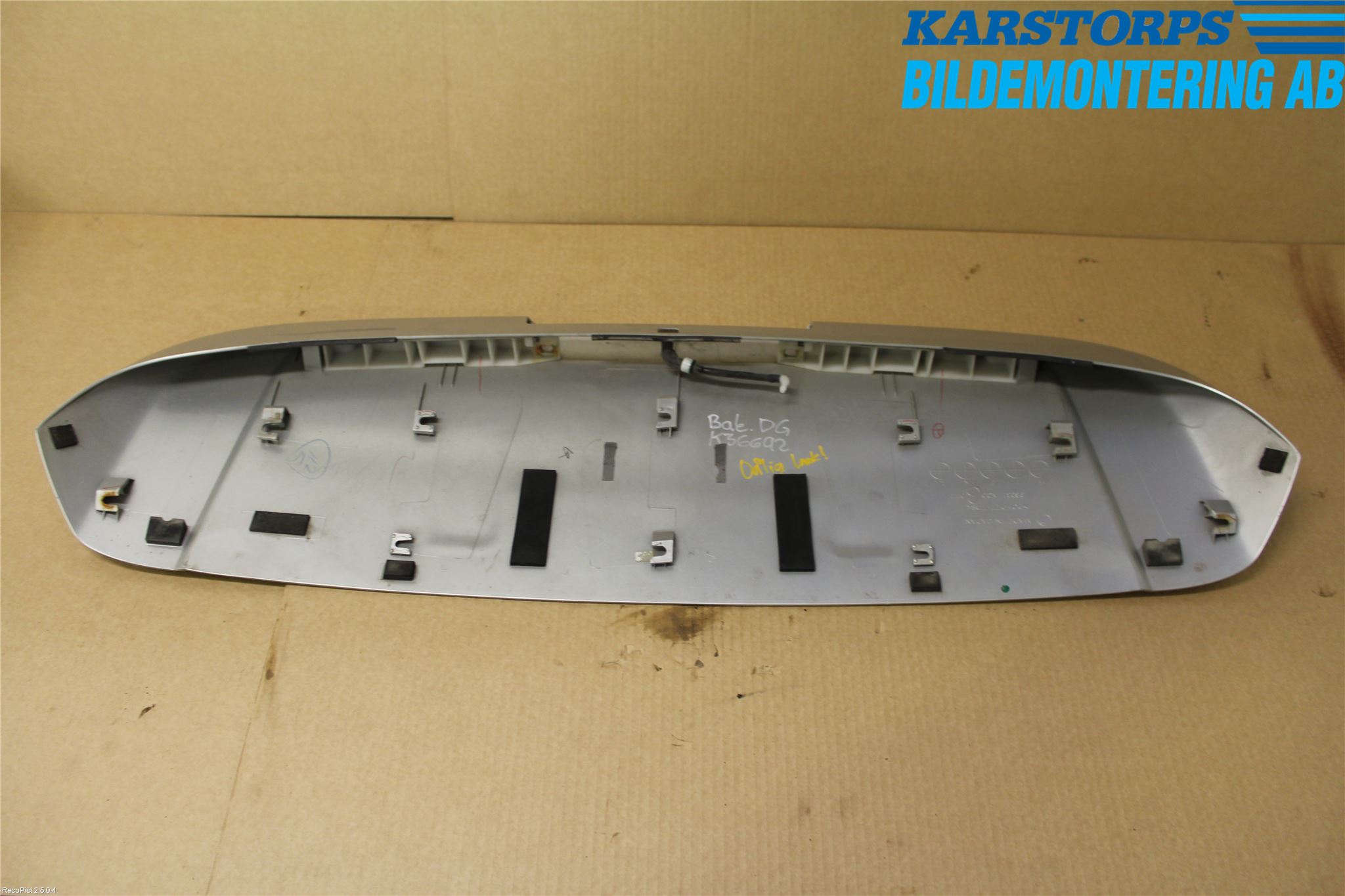Subaru LEGACY    04-06 Spoiler Baklucka