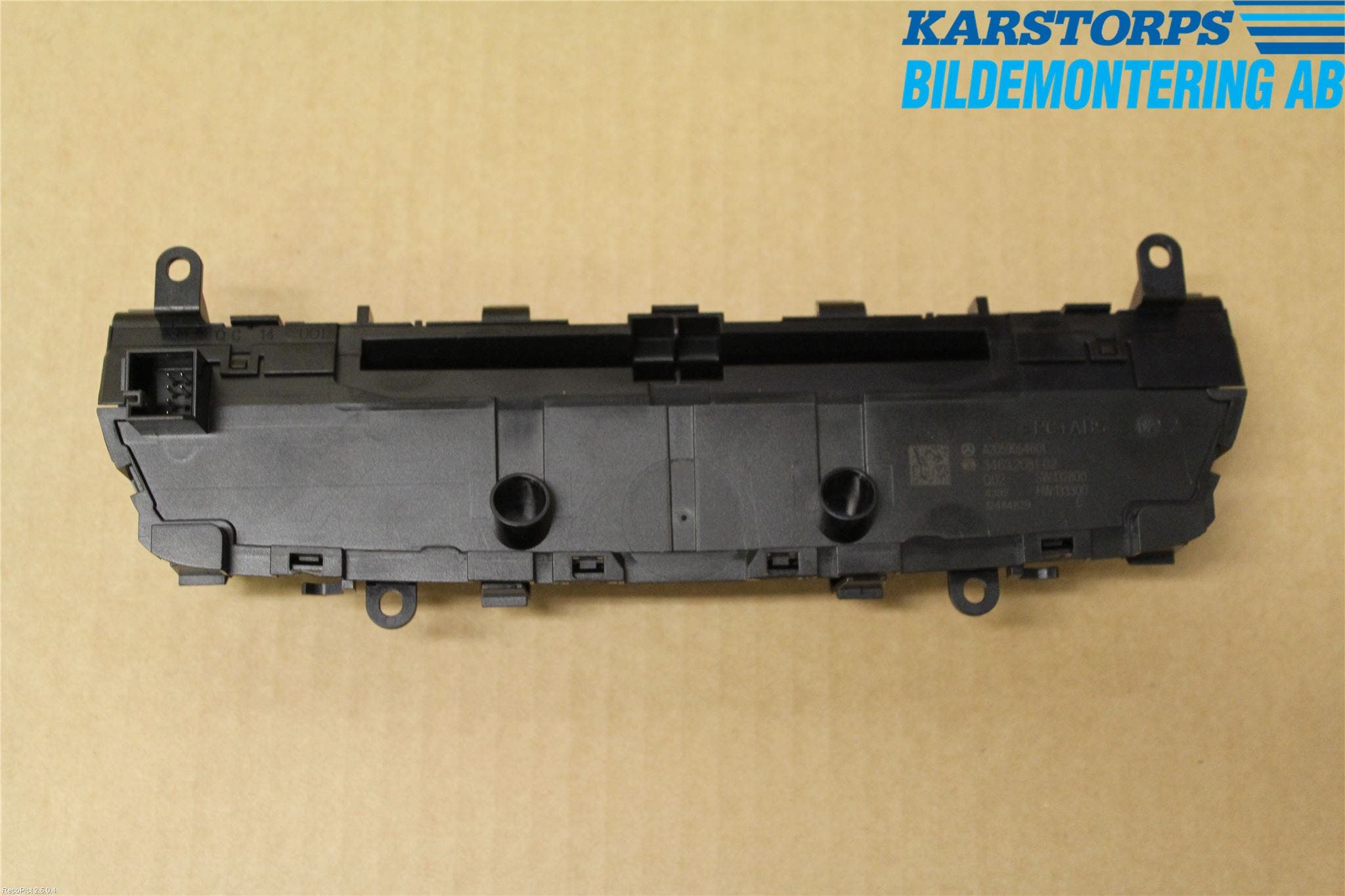 Mercedes-Benz MB C-KLASS (W205) 14-21 Cd Radio - Multimediapanel