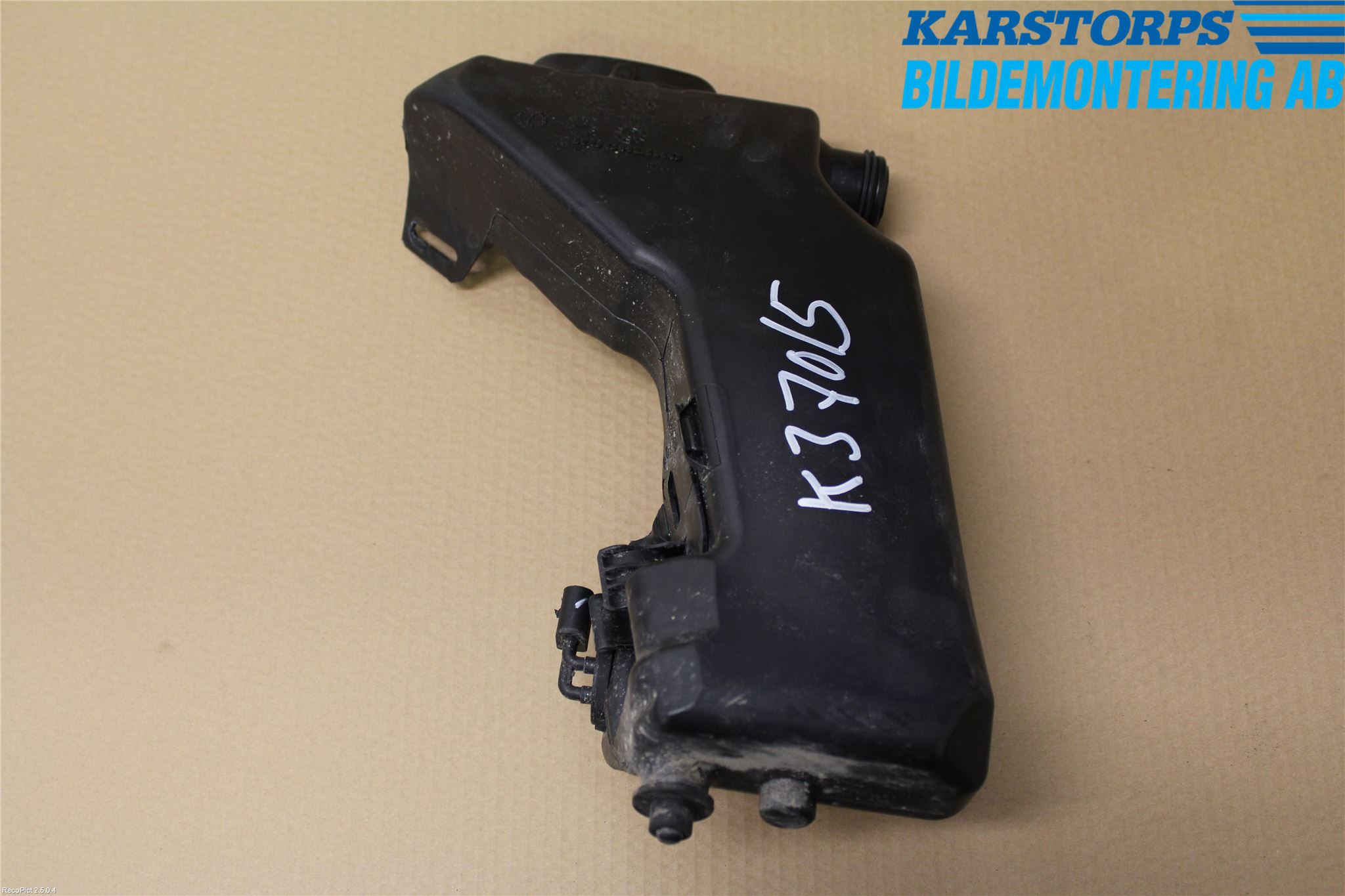 Mercedes-Benz MB C-KLASS (W205) 14-21 Spolartank Vindruta