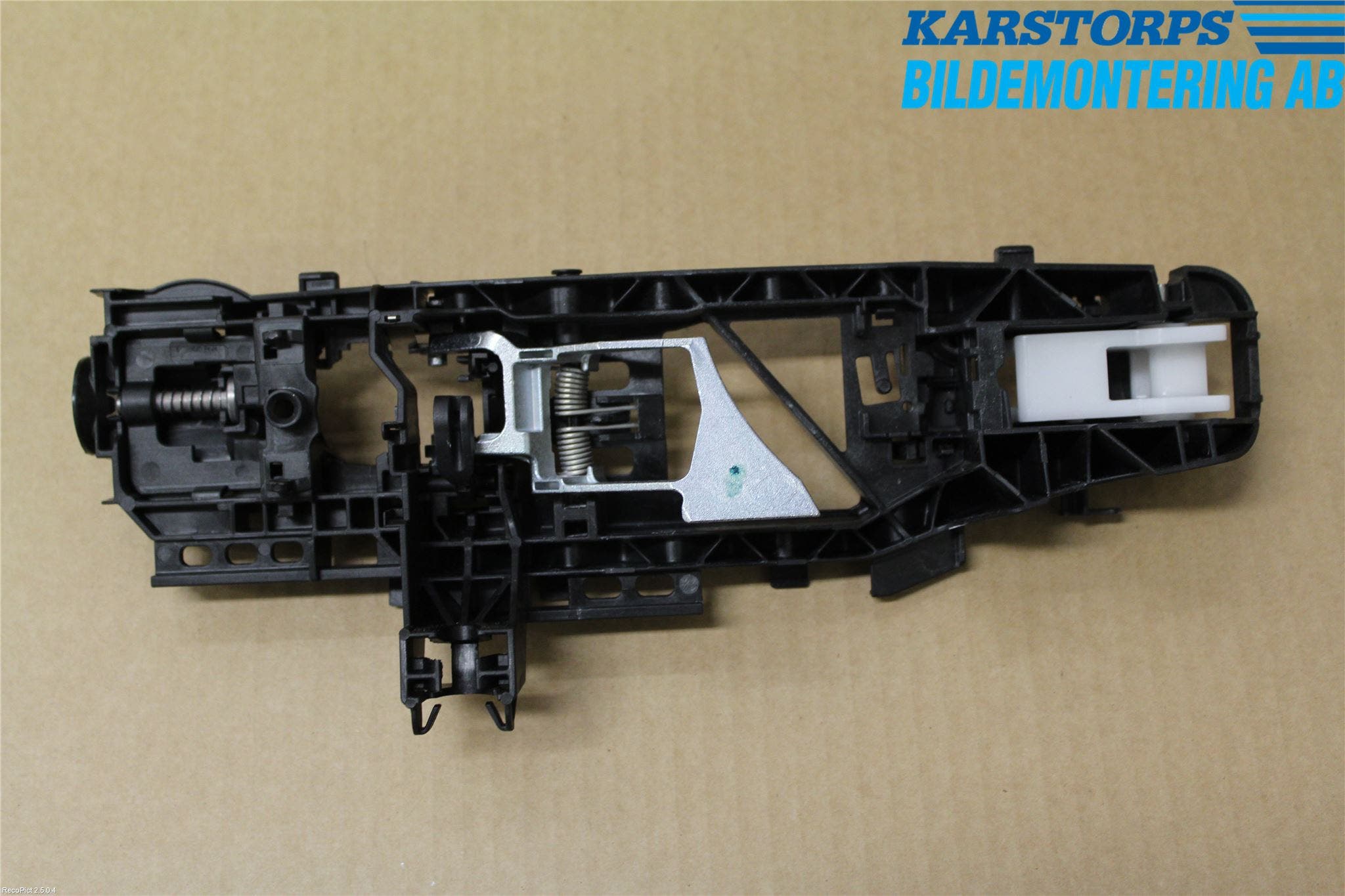 Mercedes-Benz MB C-KLASS (W205) 14-21 Dörrhandtag Yttre Vä