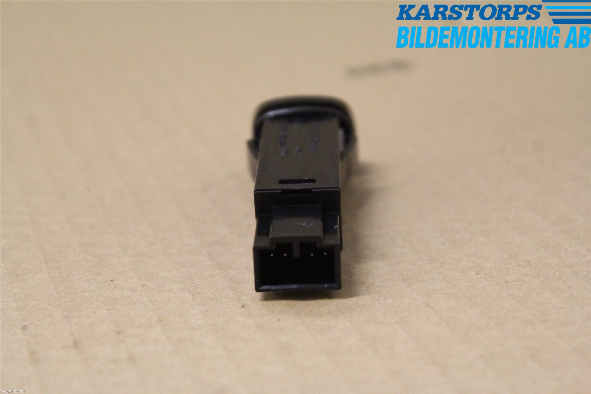 Volvo V40 12-19 Strömställare Varnings