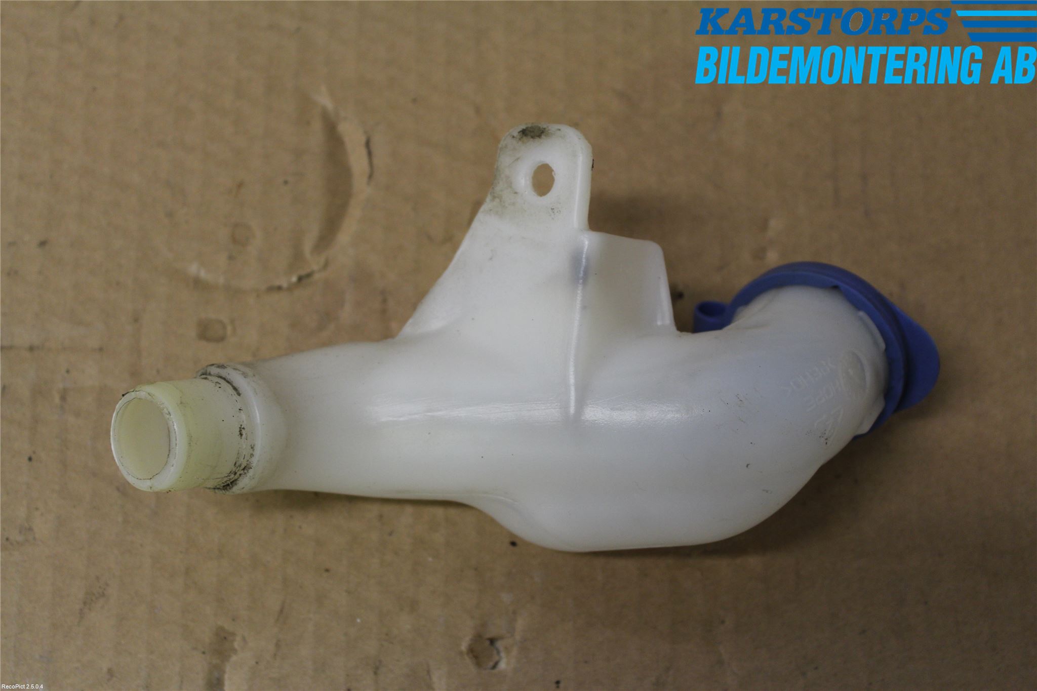 Volvo C30 07-10 Spolartank Påfyllningsrör