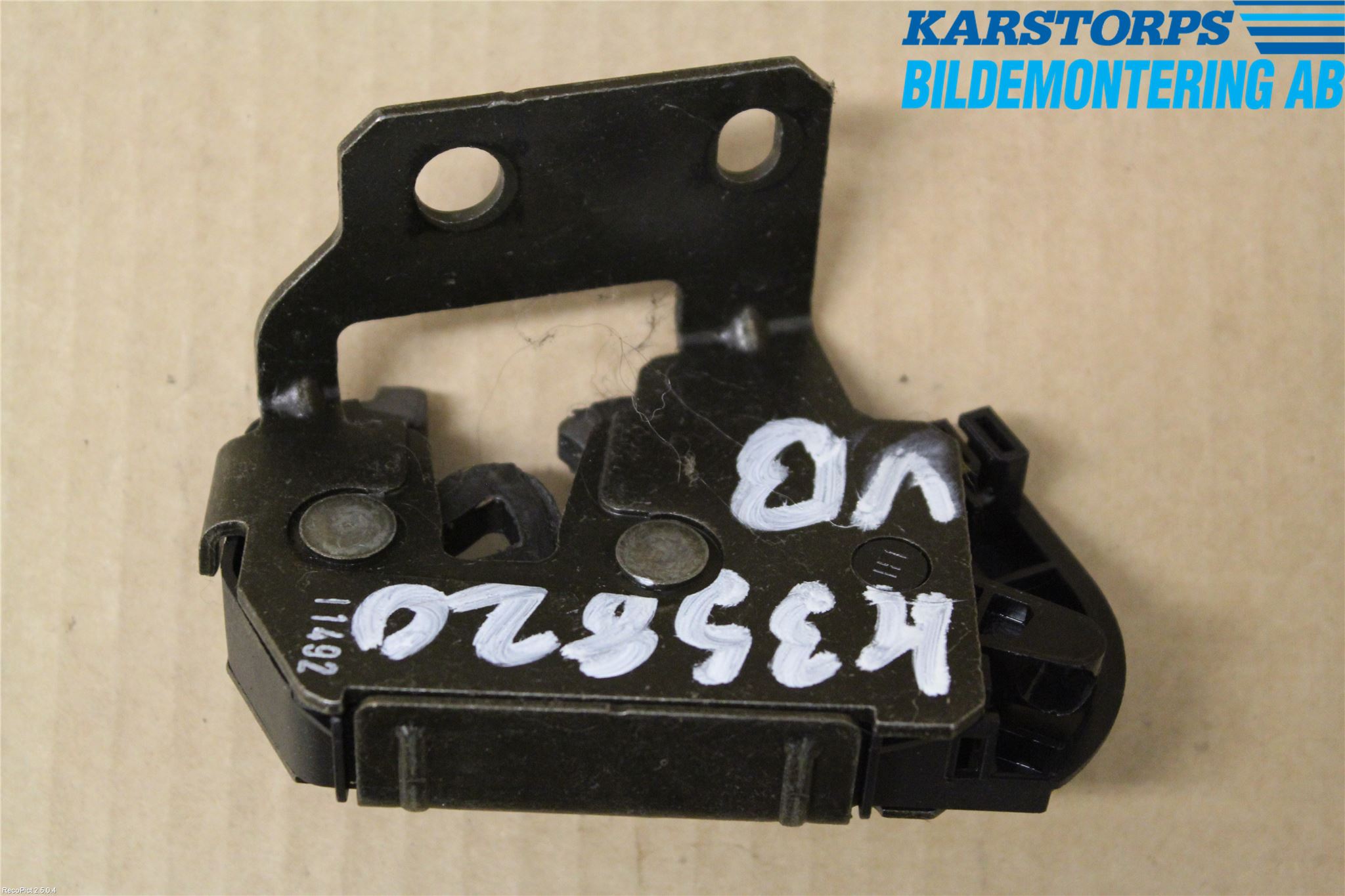 Volvo XC90 03-06 Låskista Baklucka