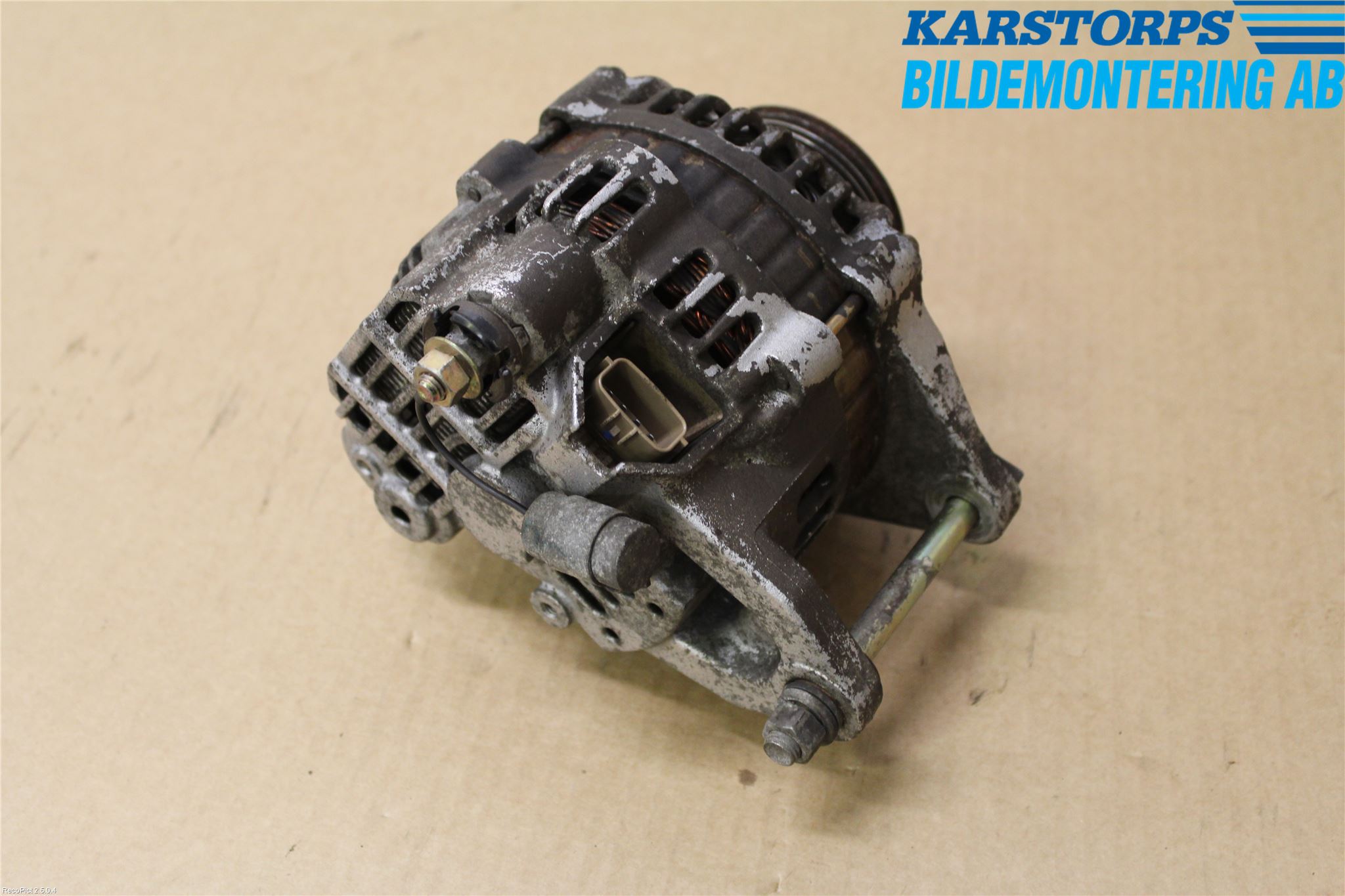 Mitsubishi OUTLANDER 01-07 Generator