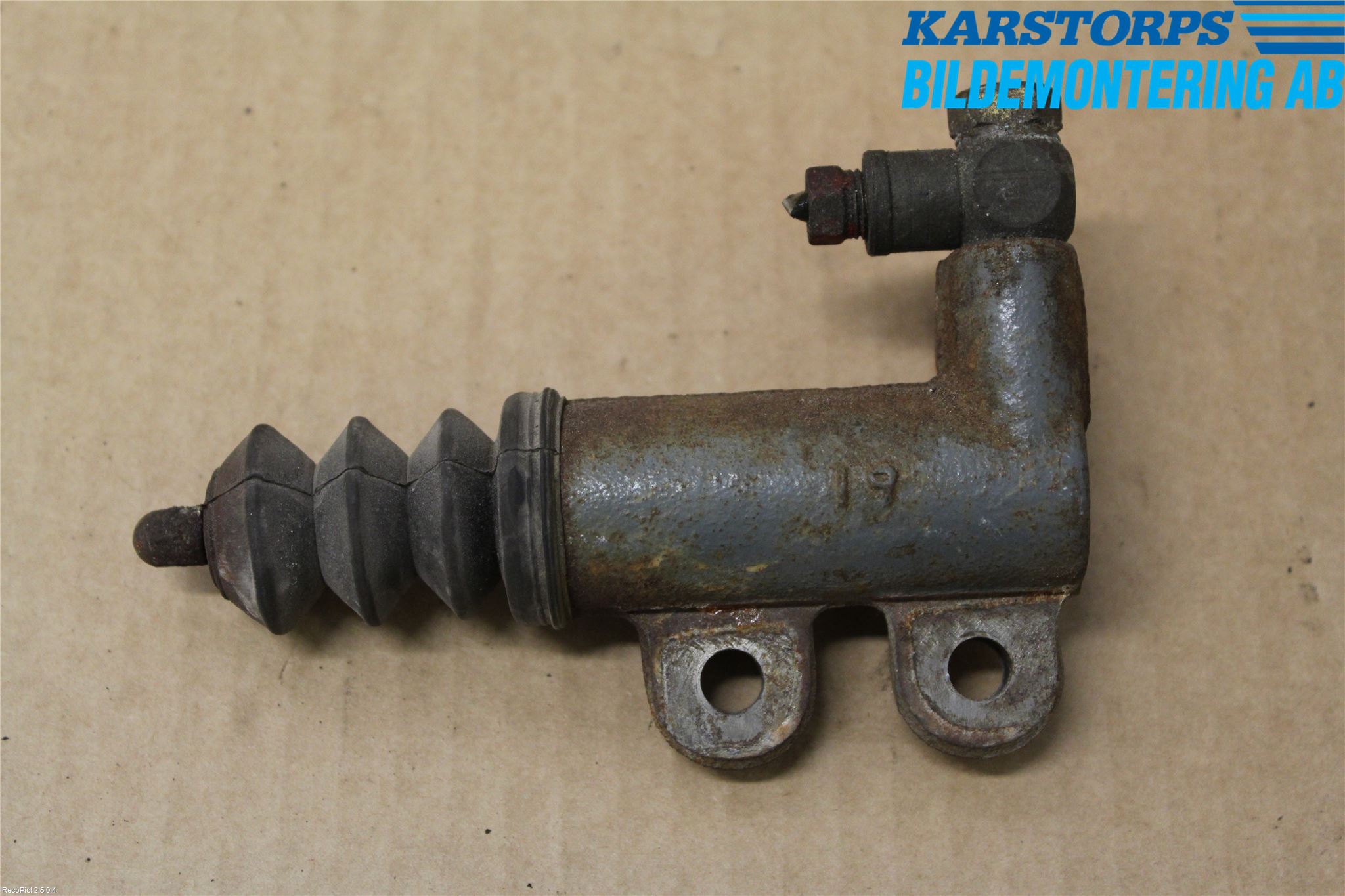 Mitsubishi OUTLANDER 01-07 Kopplingscylinder Slav