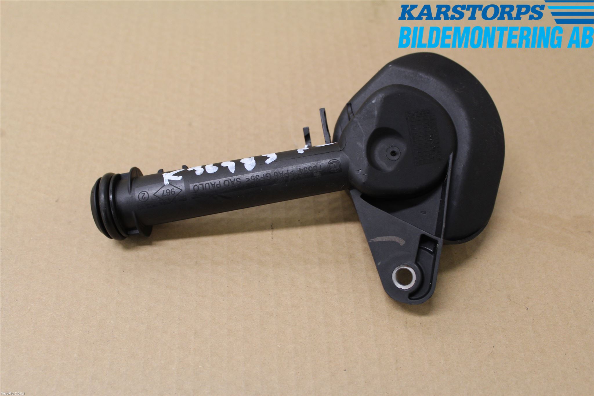 Renault CLIO III  09-12 Olja Påfyllningsrör