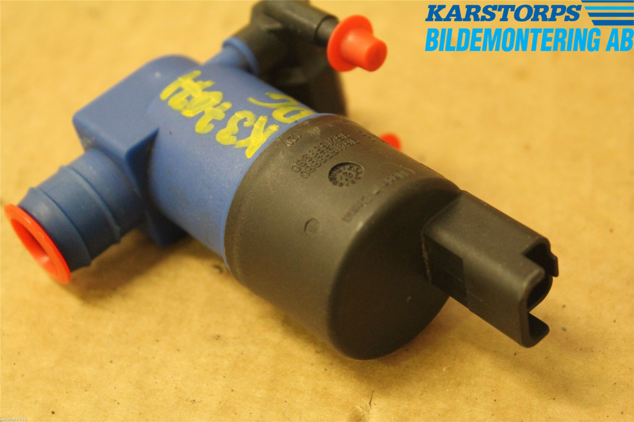 Renault CLIO III  09-12 Spolarpump Vindruta