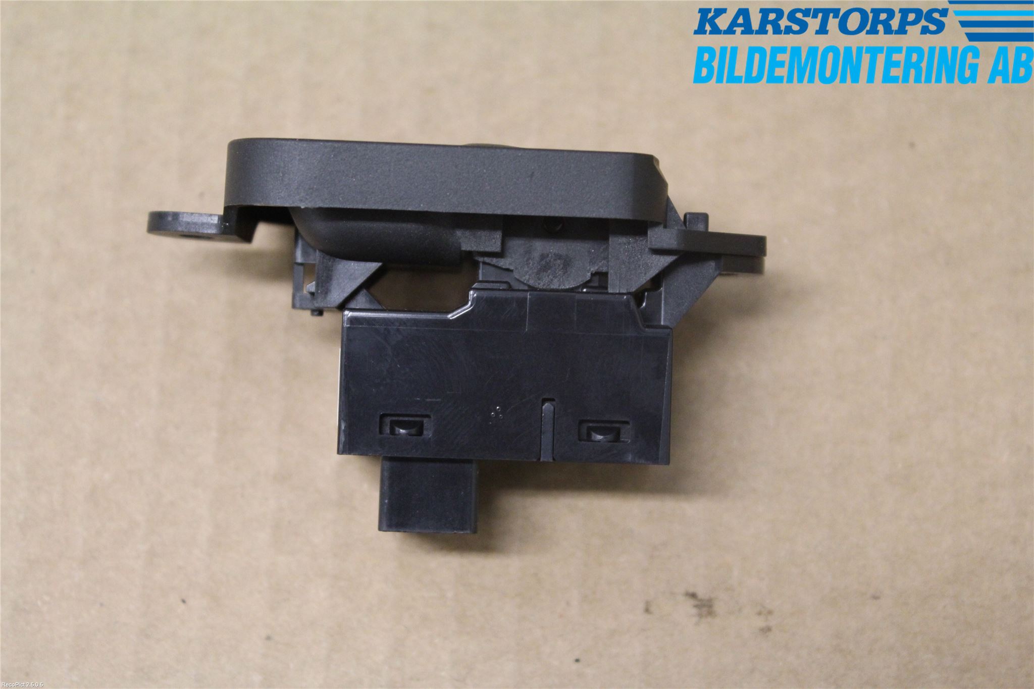 Volvo V50 08-12 Strömställare Elhiss