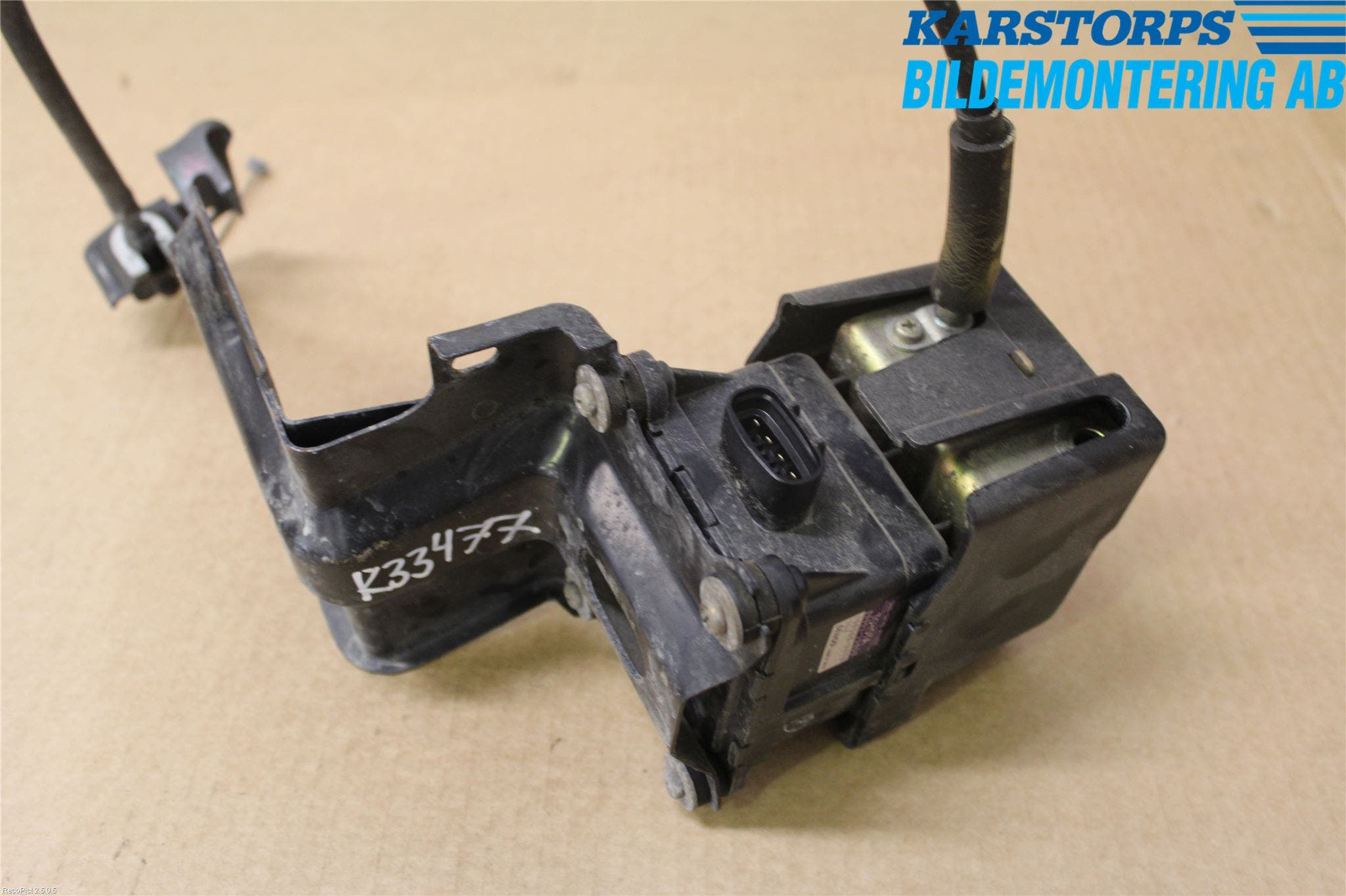 Toyota CAMRY 01-06 Farthållare