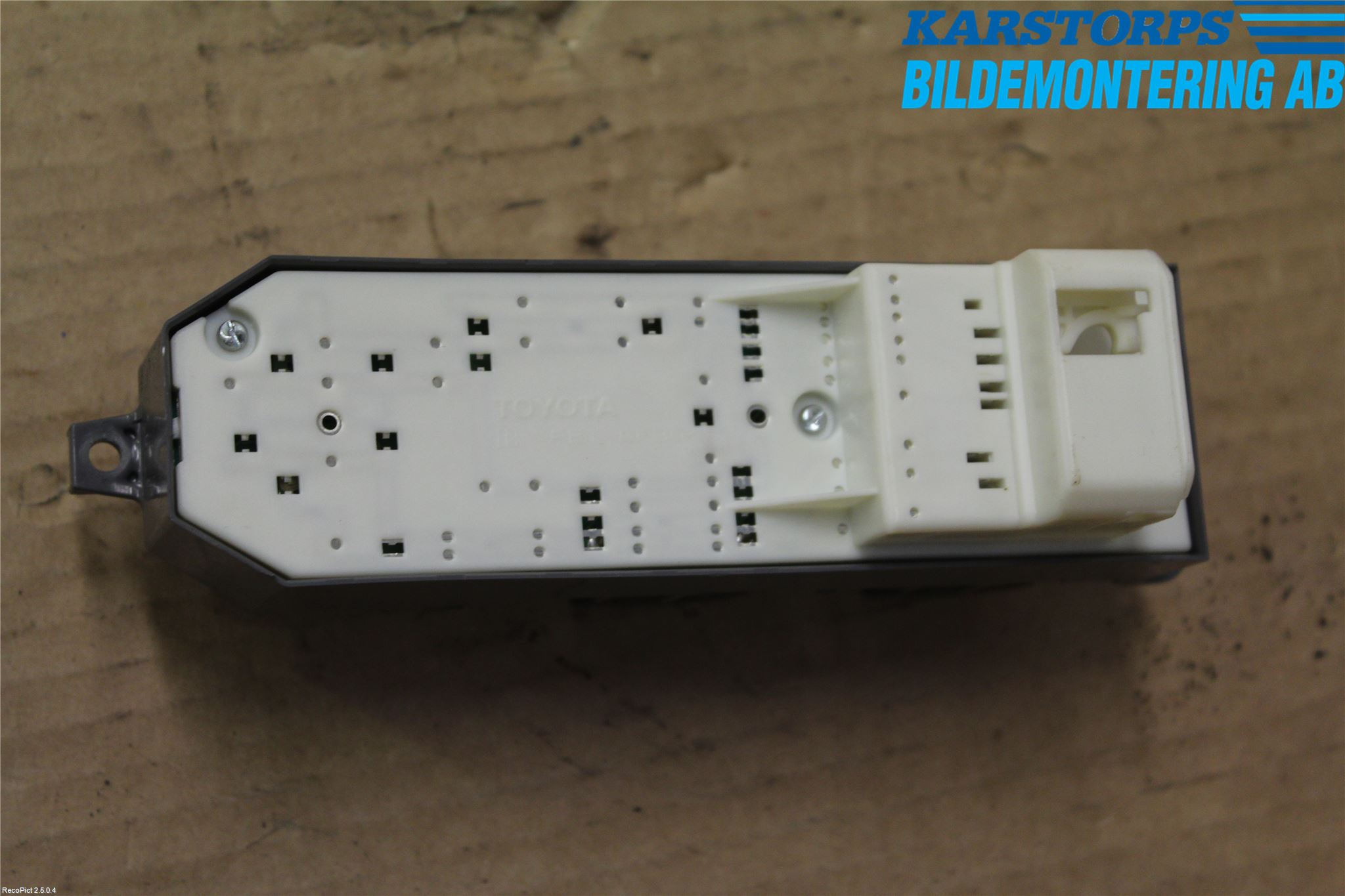 Toyota RAV 4 06-12 Strömställare Elhiss