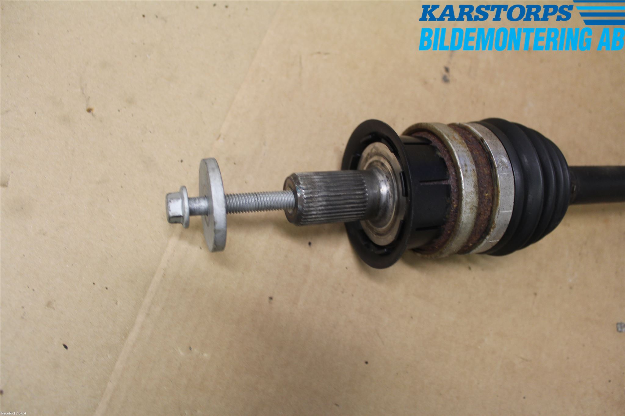 Volvo XC70 08-13 Drivaxel Bak Höger