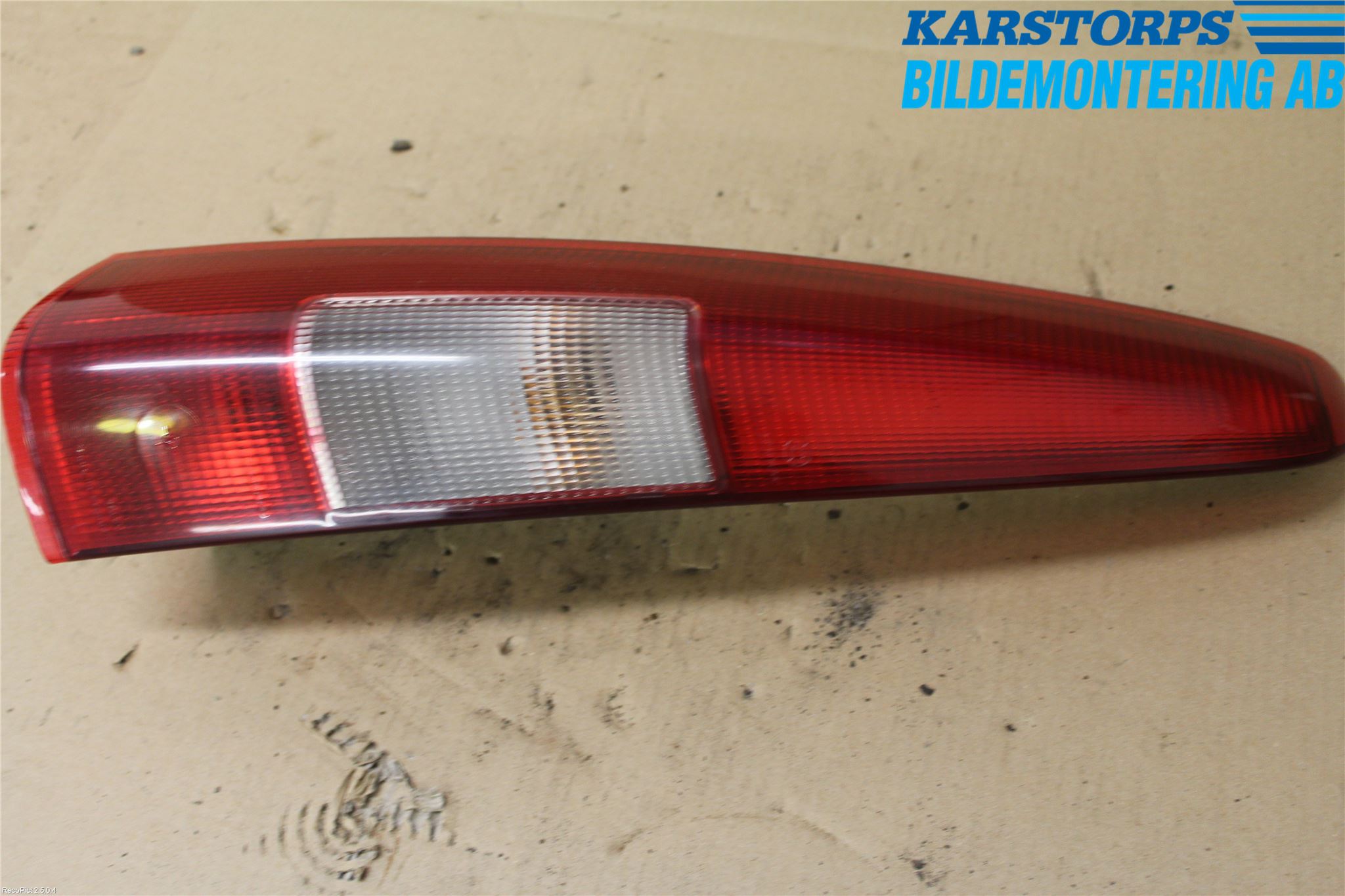 Volvo S70/V70/XC  97-00 Bakljus Vänster