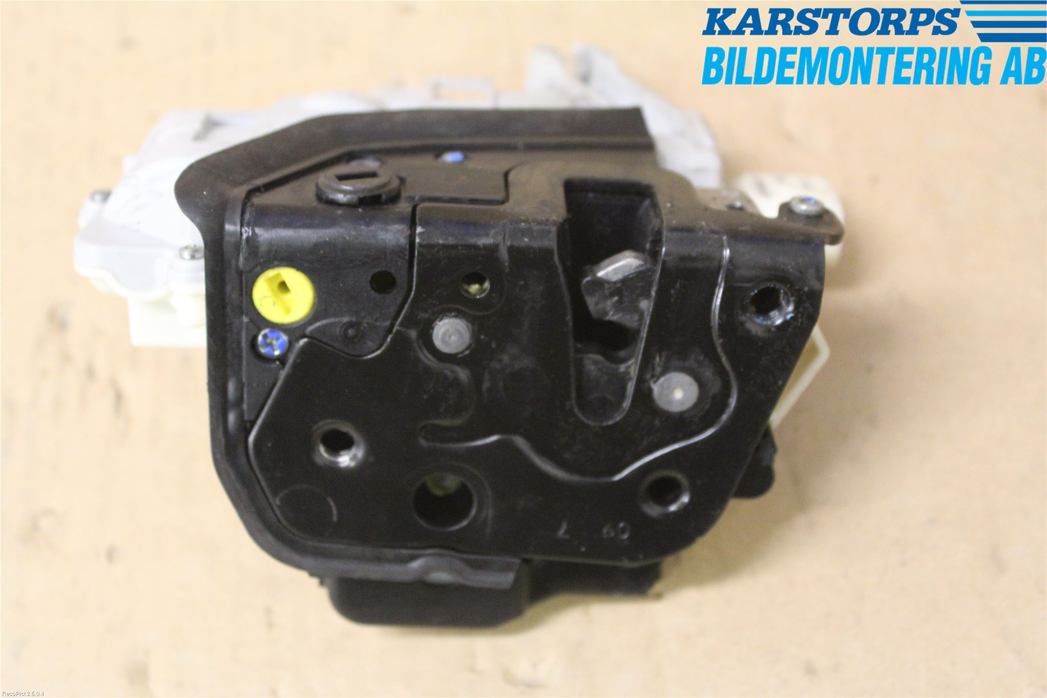 Audi A4/S4 05-07 Låskista-Dörrlås