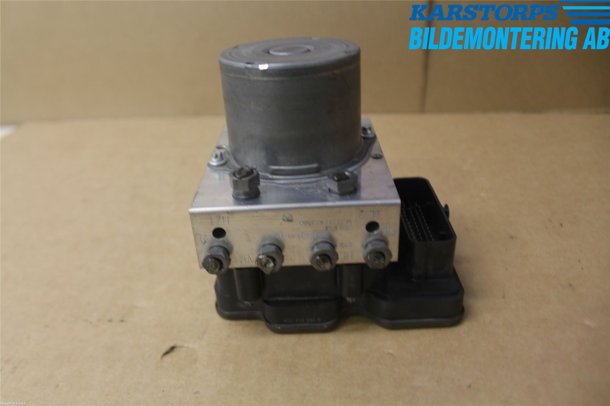 Mercedes-Benz MB E-KLASS (W212) 09-16 Abs Hydraulaggregat