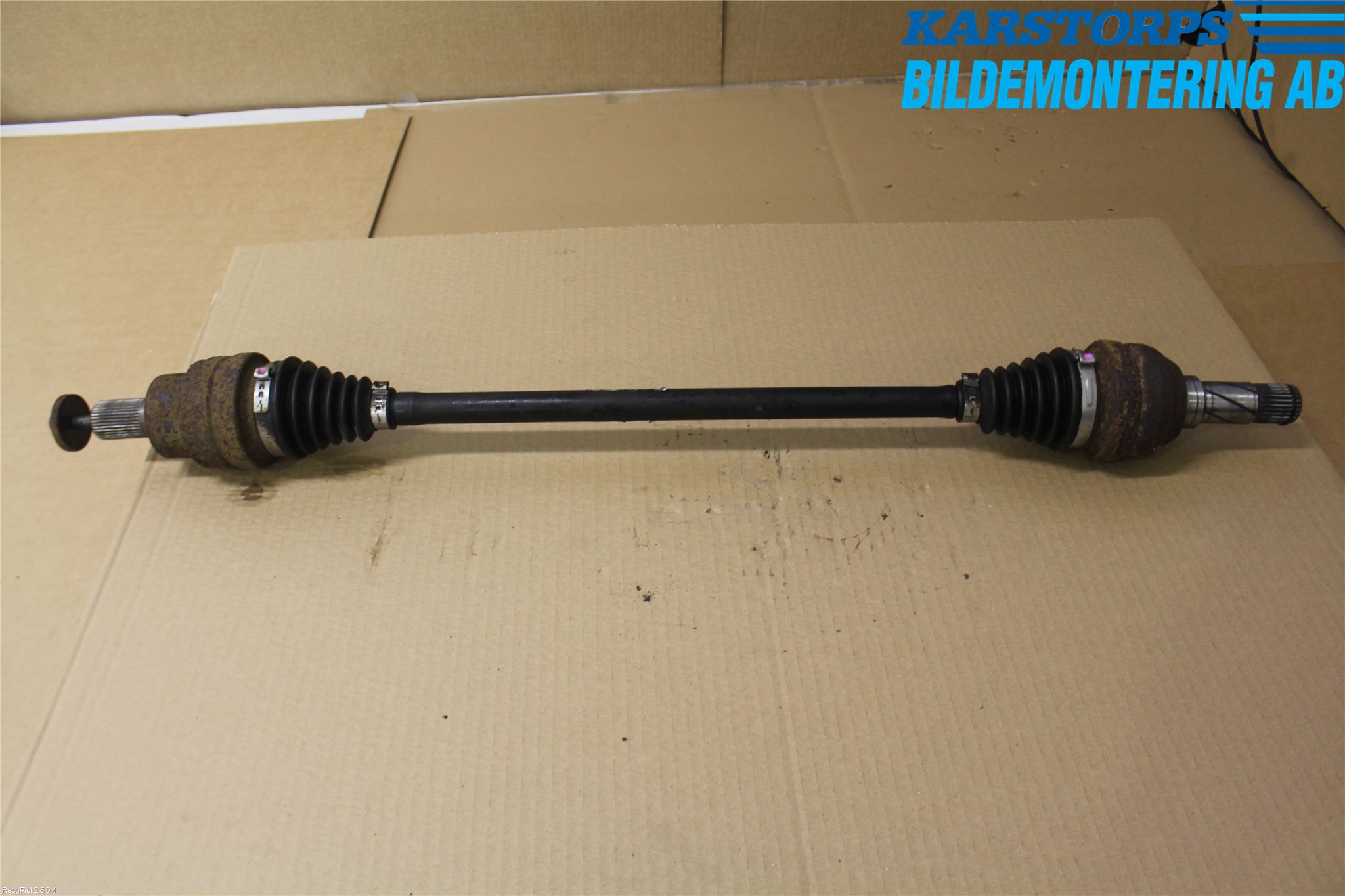 Volvo XC70 01-04 Drivaxel Bak Vänster