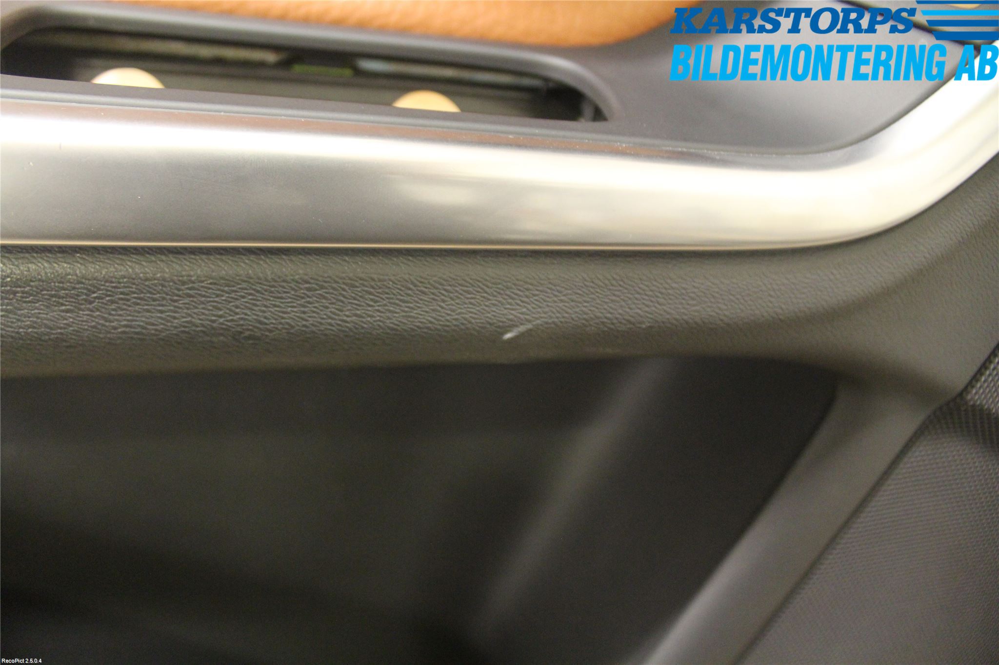 Volvo S60 11-13 Dörrklädsel Vä