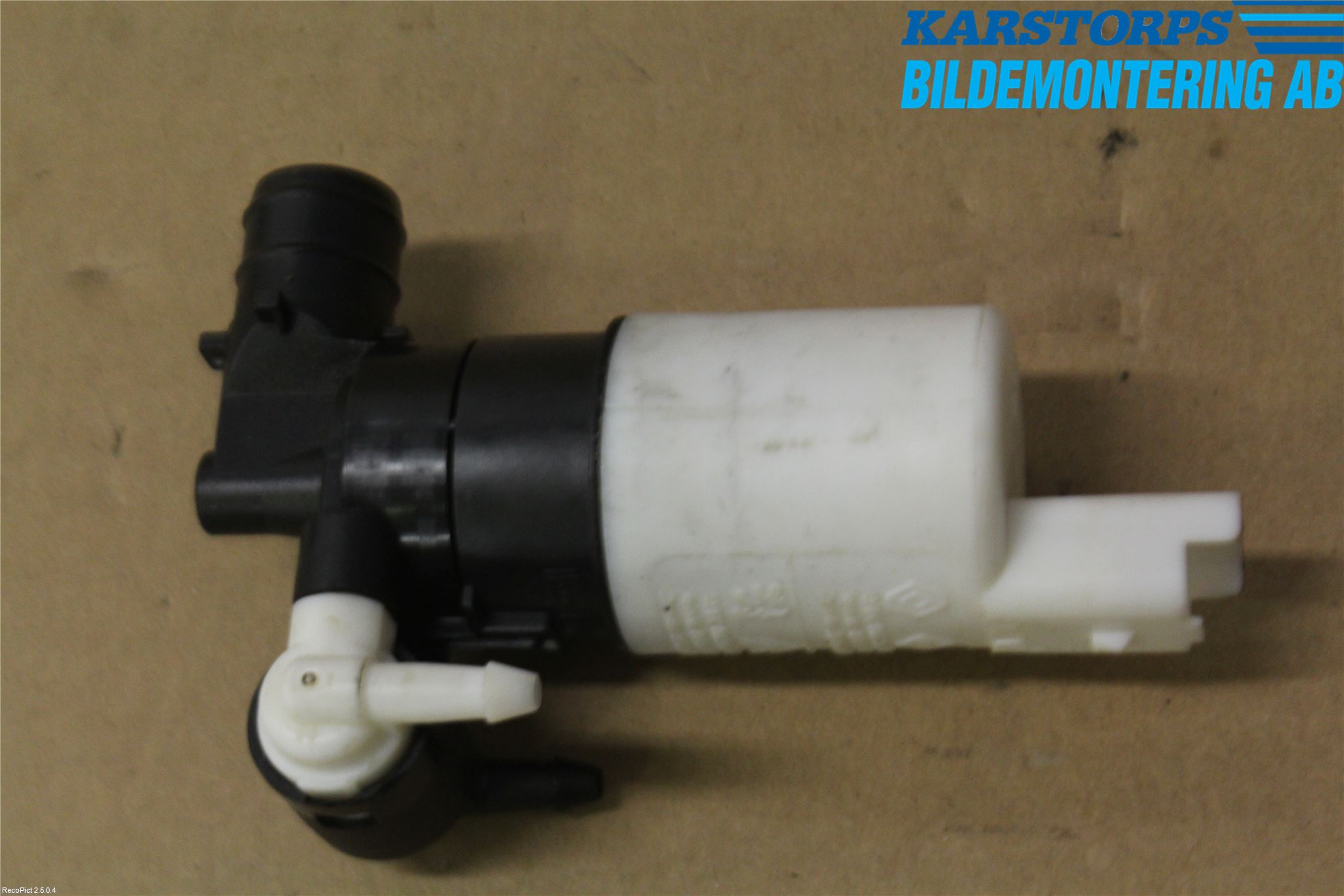 Renault TRAFIC   02-14 Spolarpump Vindruta