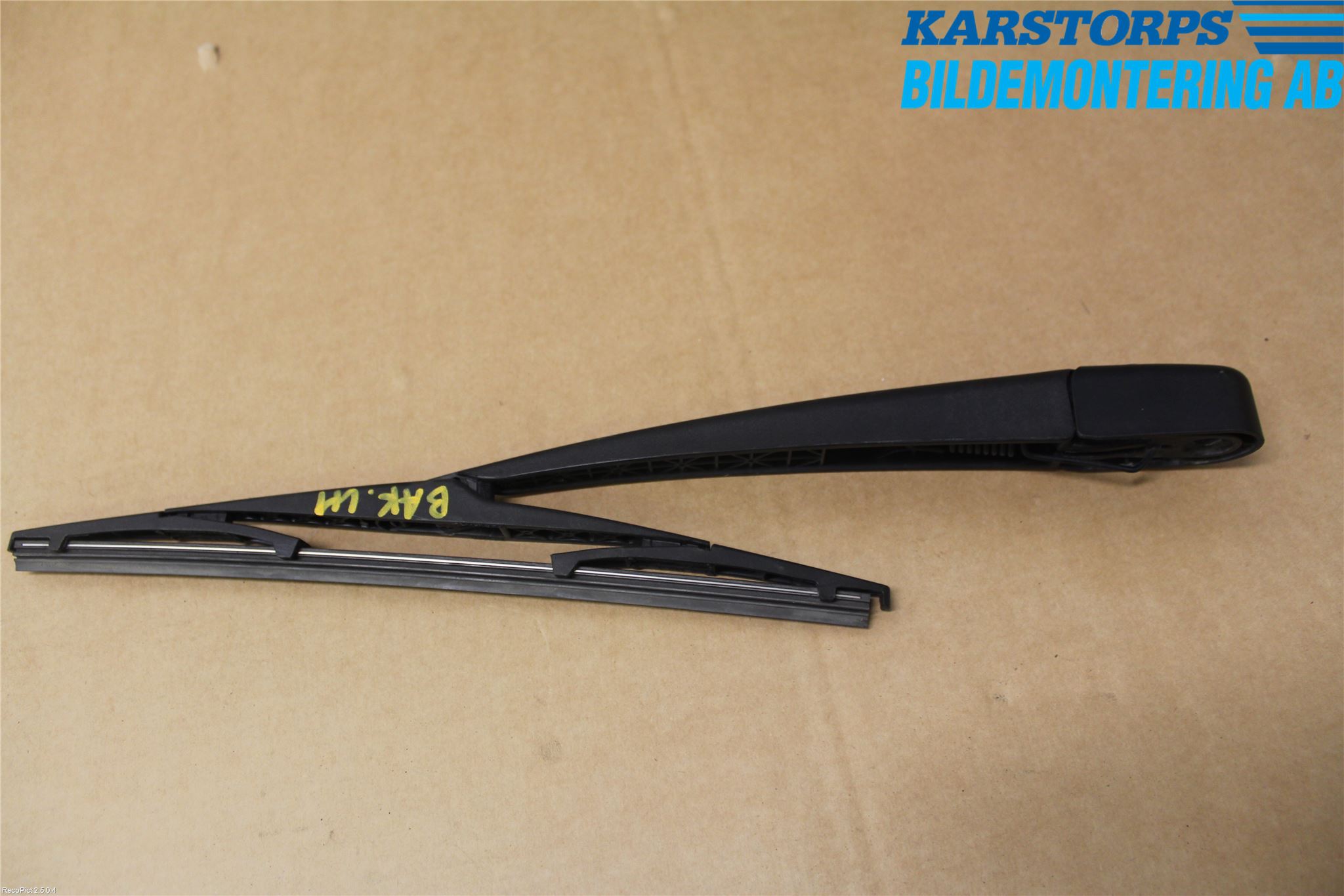 Hyundai i30 FD 07-12 Torkararm-Bakruta