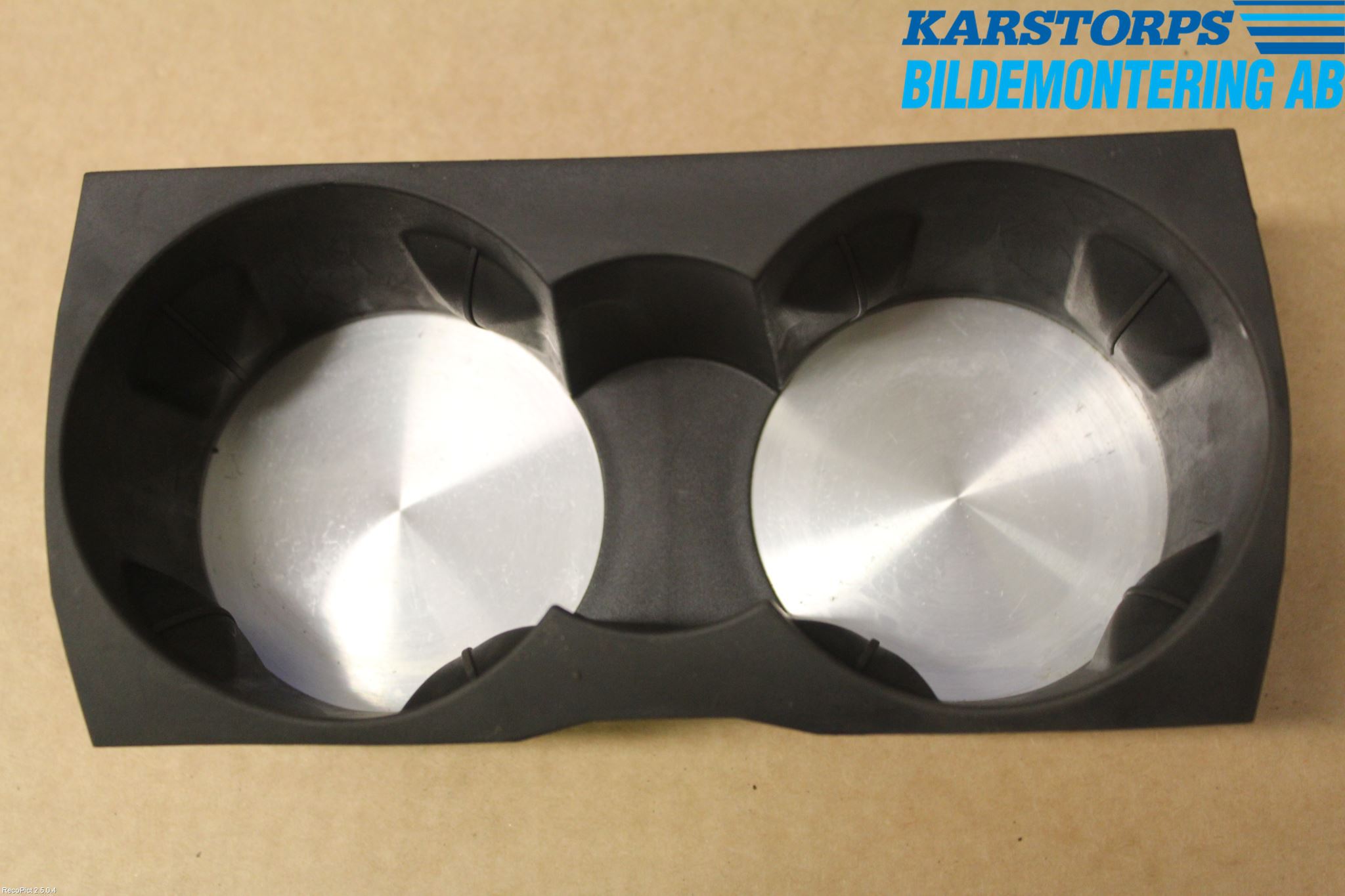 Jaguar XF 08-15 Mugghållare