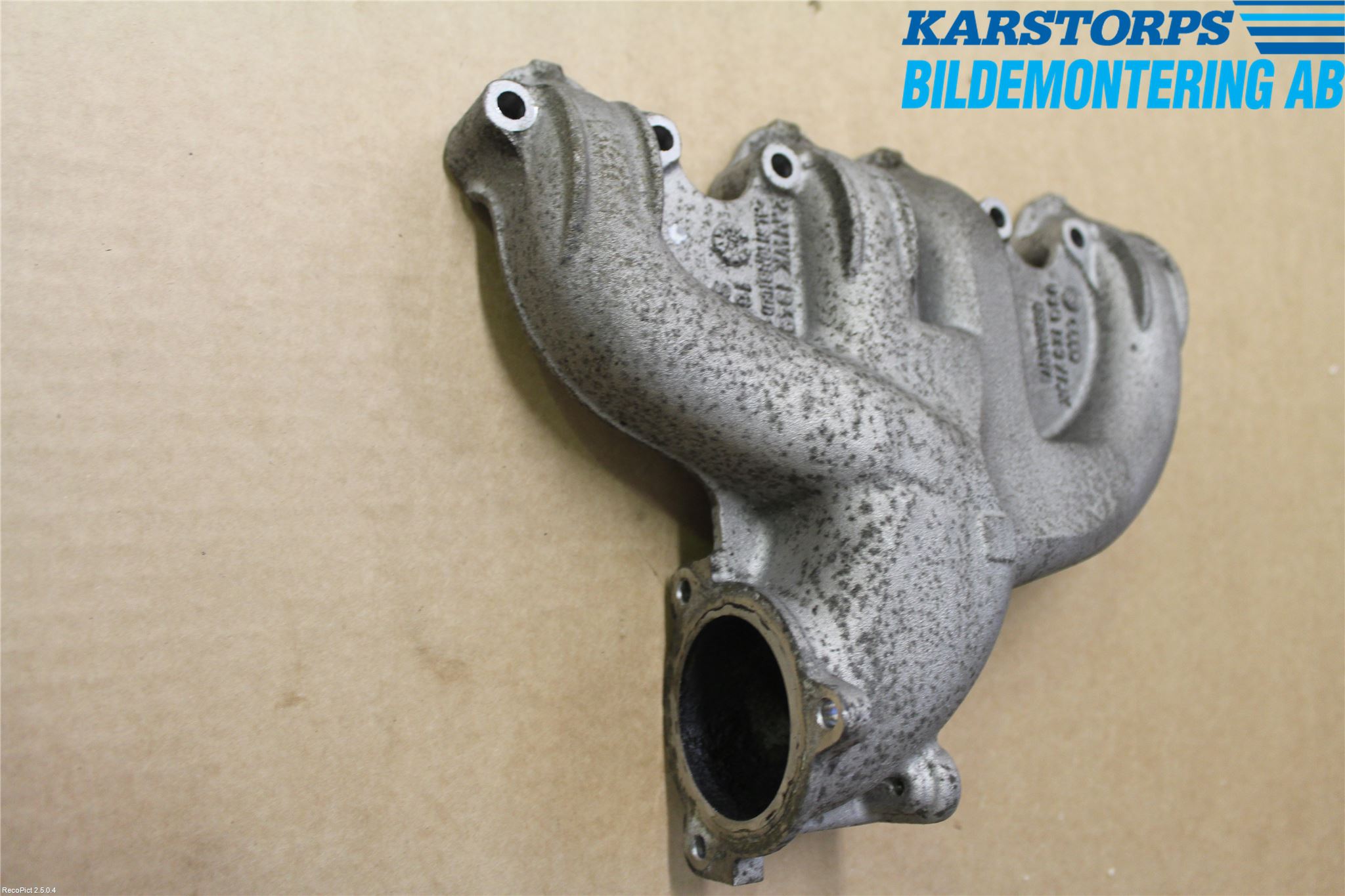 Volkswagen VW CADDY      04-10 Grenrör Insug