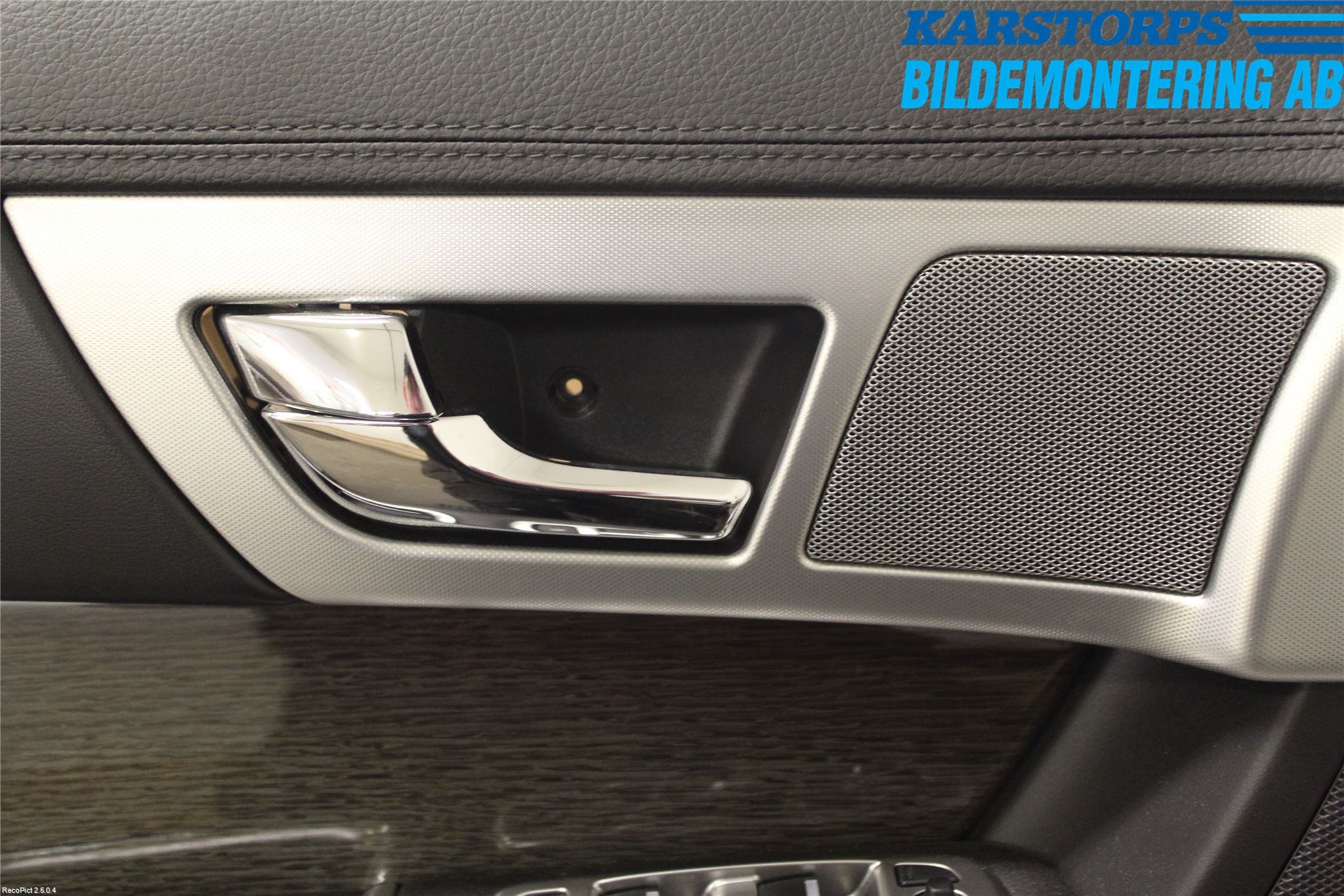 Jaguar XF 08-15 Dörrklädsel Vä