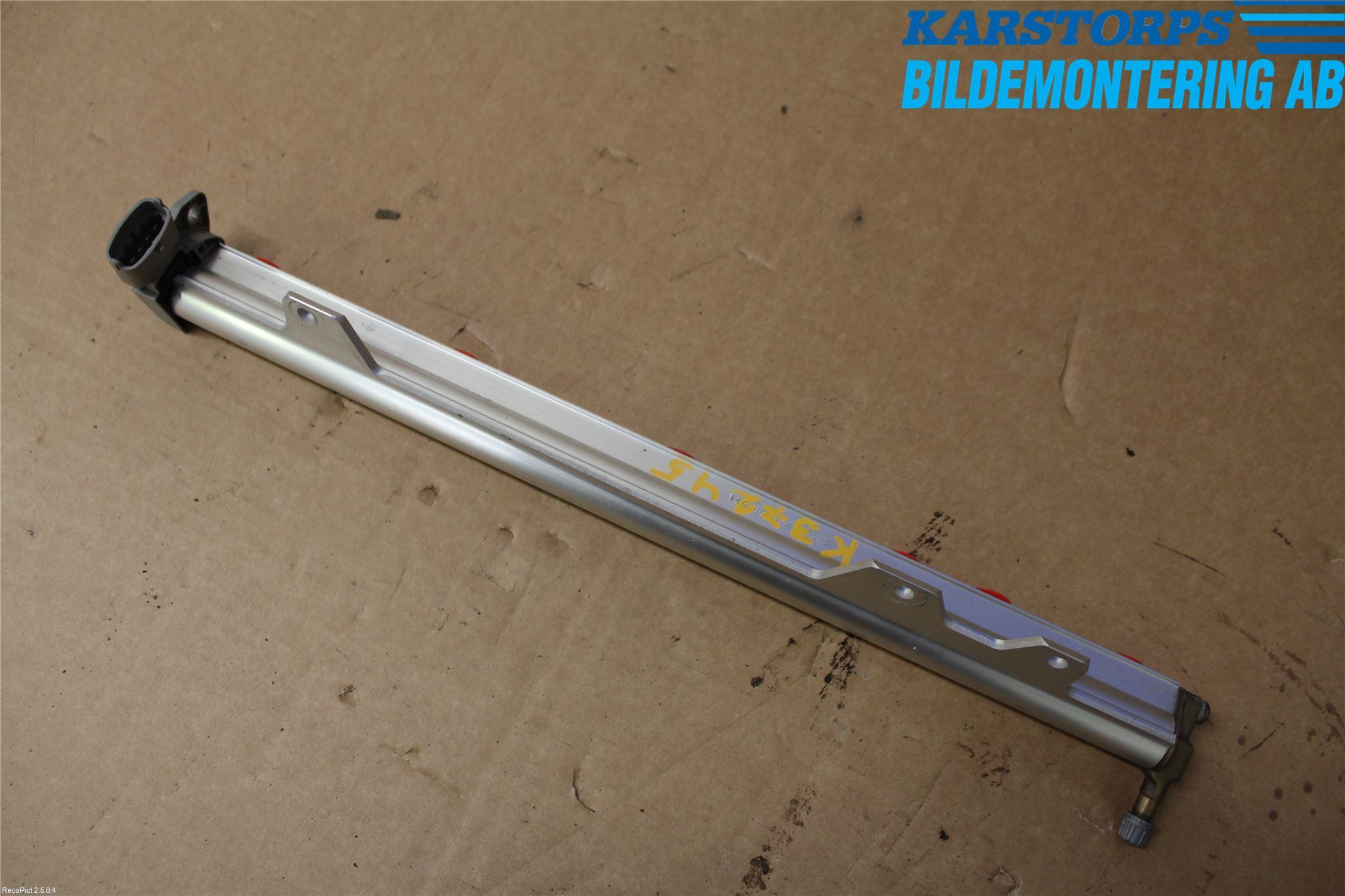 Volvo S60 05-10 Inj. Fuelrail