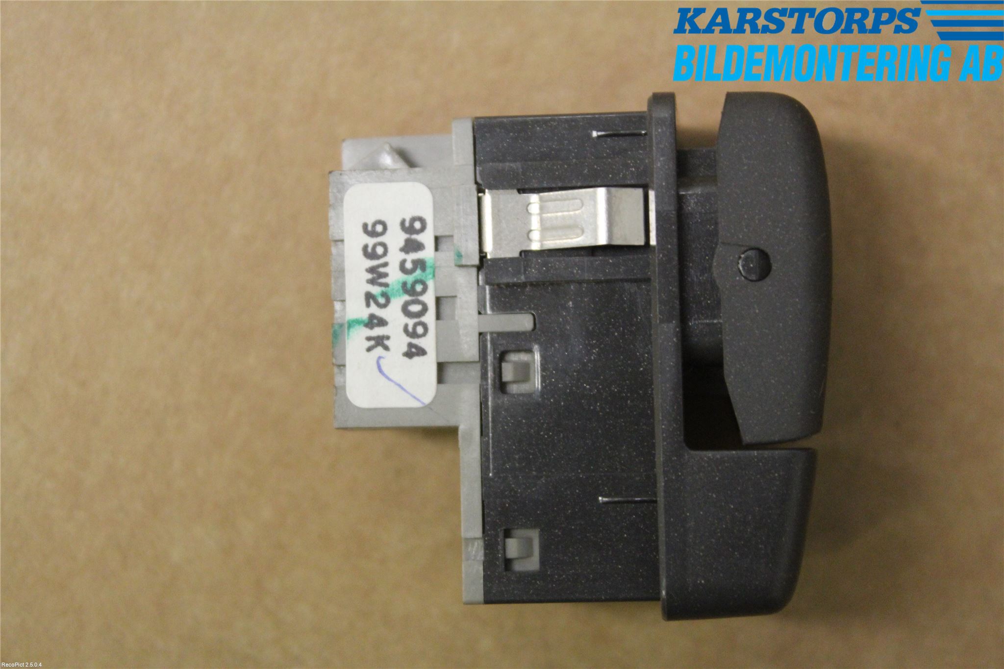 Volvo S70/V70/XC  97-00 Strömställare Antispinn