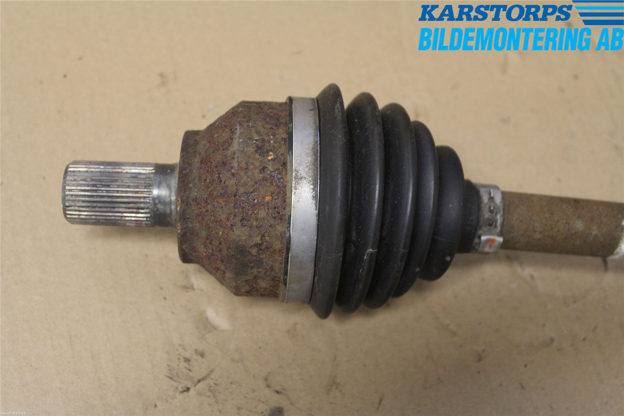 Volvo V50 08-12 Drivaxel Fram Vänster
