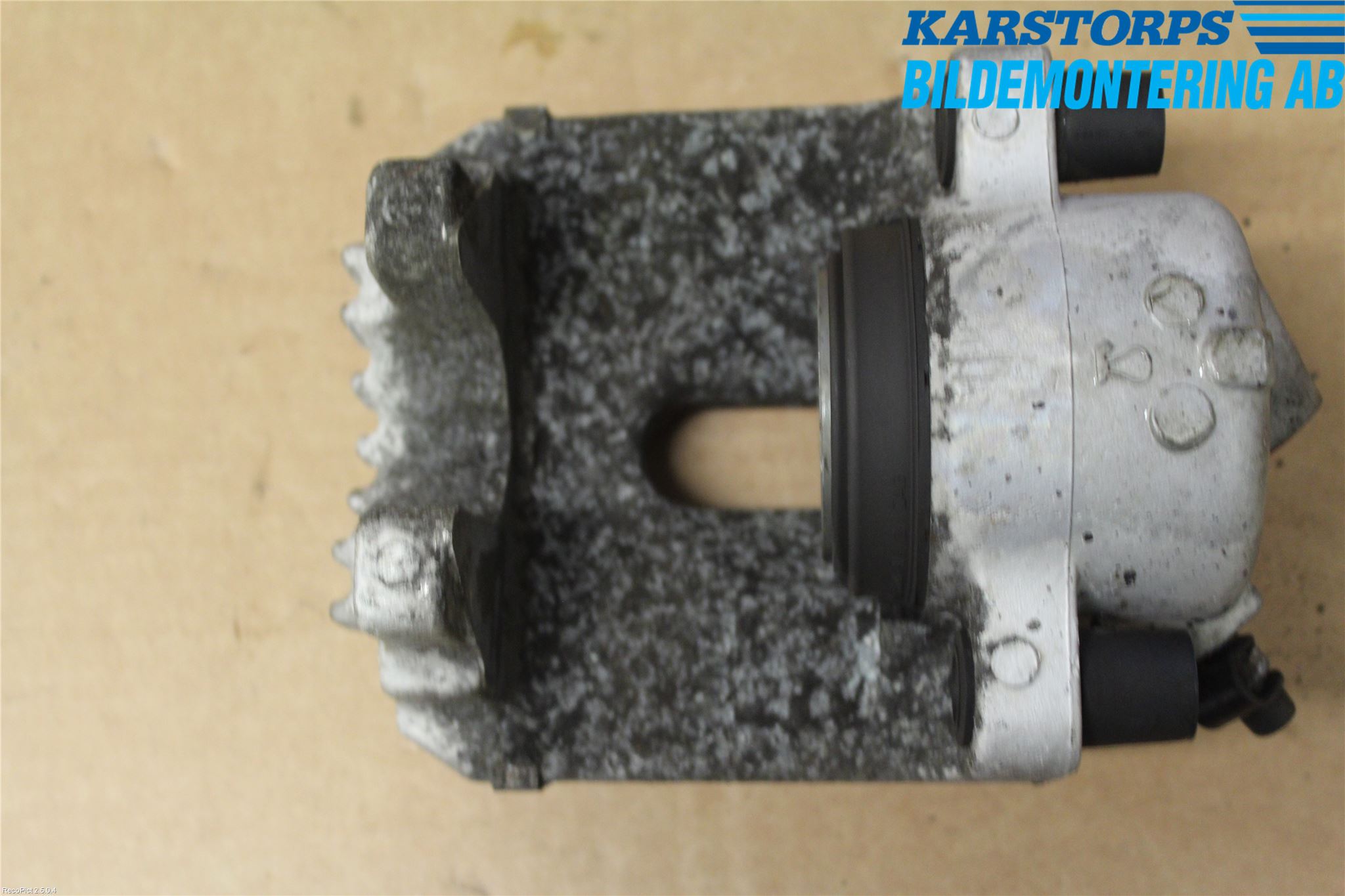 BMW 3 E90/91 SED/TOU 05-12 Bromsok Fram Vänster