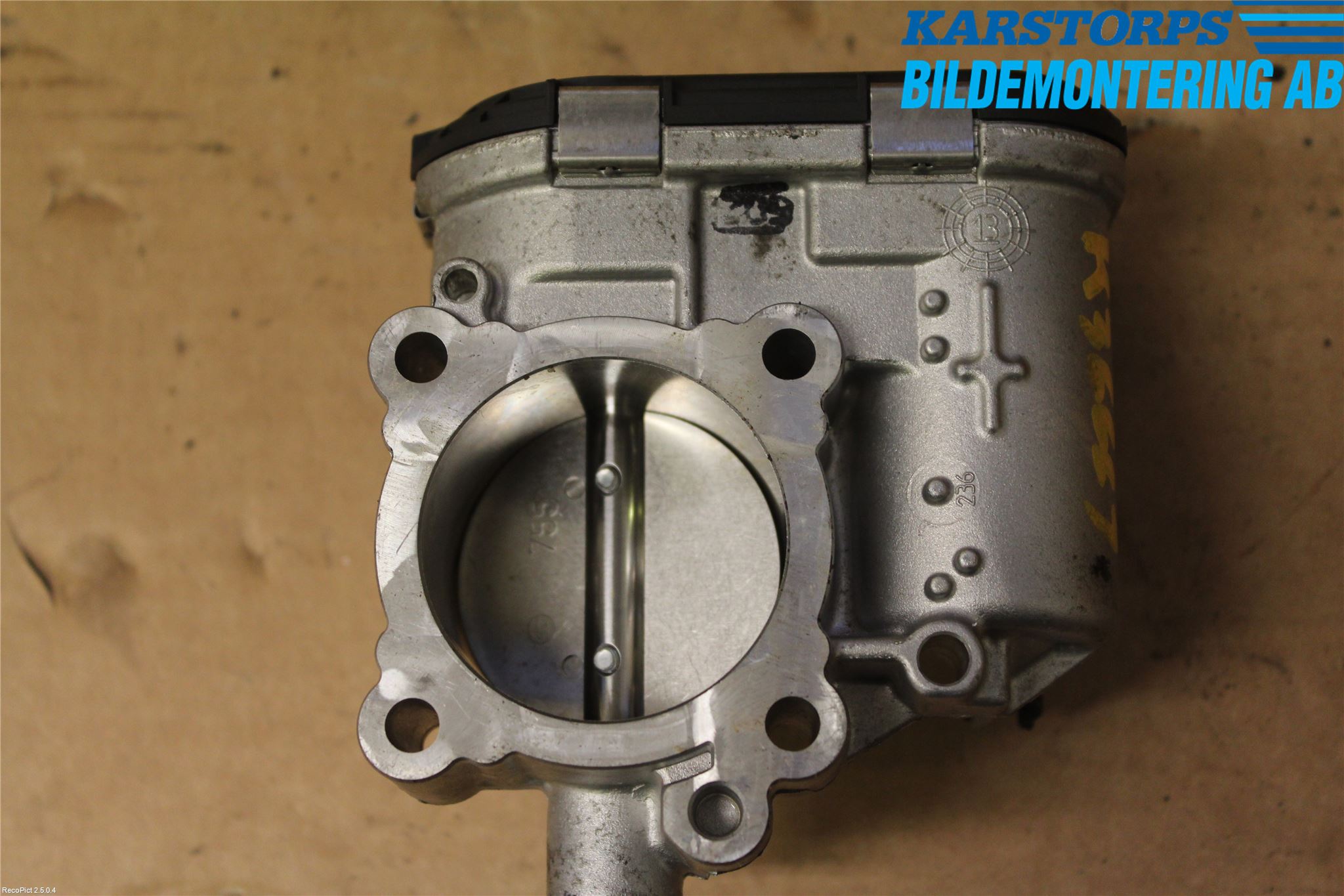 Volvo V40 12-19 Injspjällhus