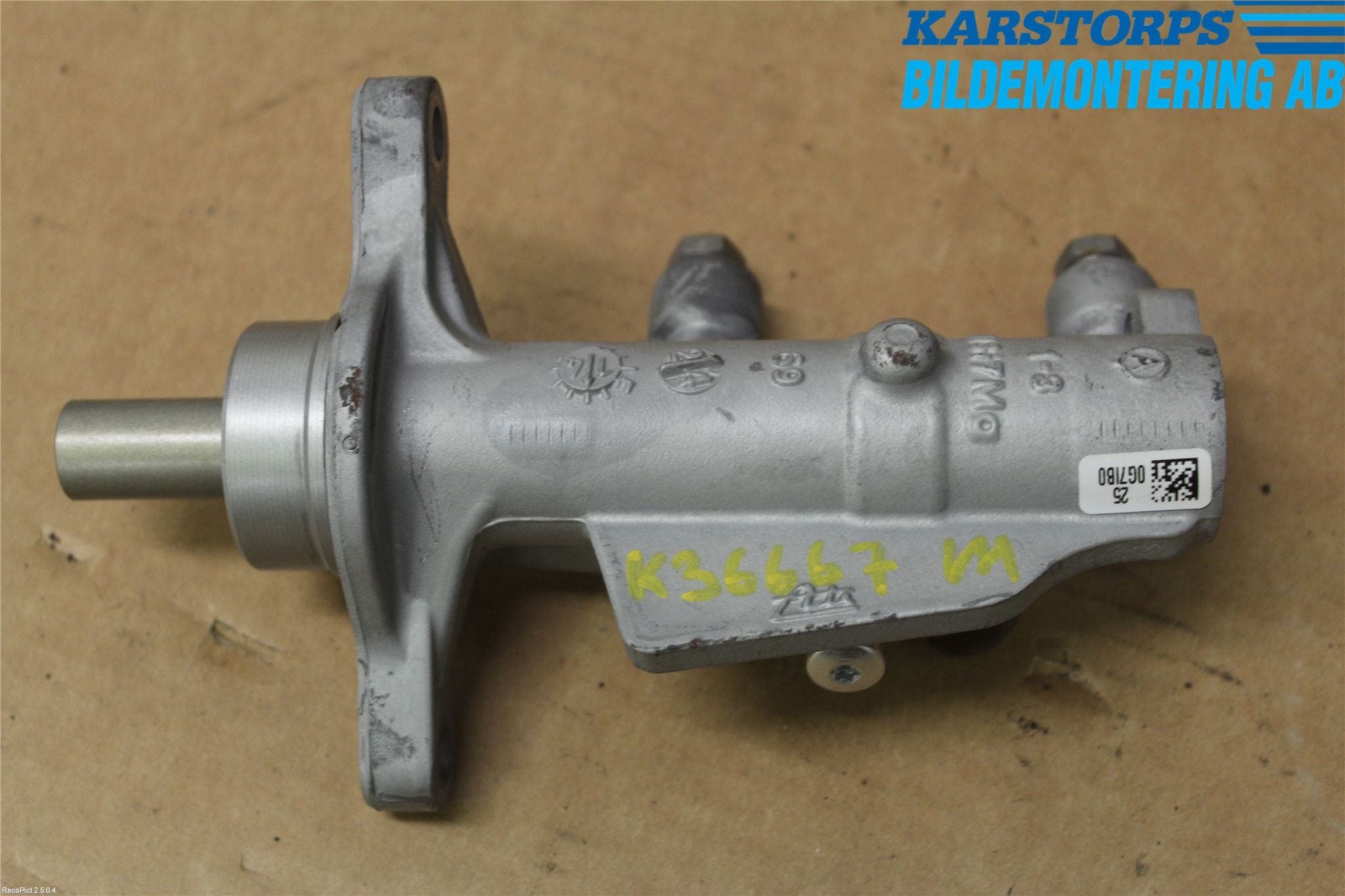 Volvo V40 12-19 Broms Huvudcylinder