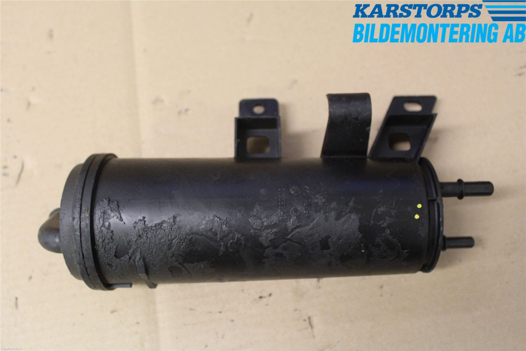 Volvo V40 12-19 Bränsle Kolkanister