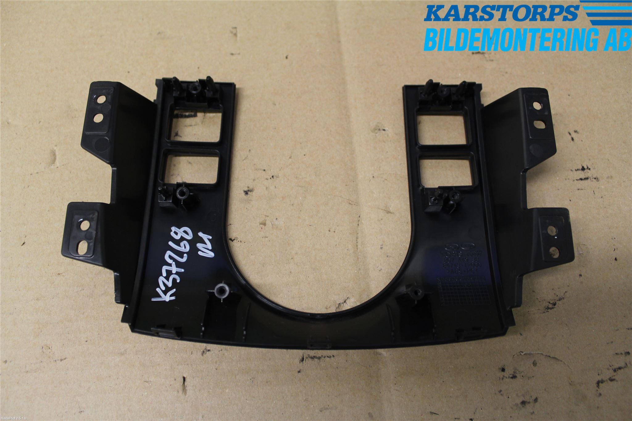 Kia VENGA 10-19 Instrumentkonsoll Mitt