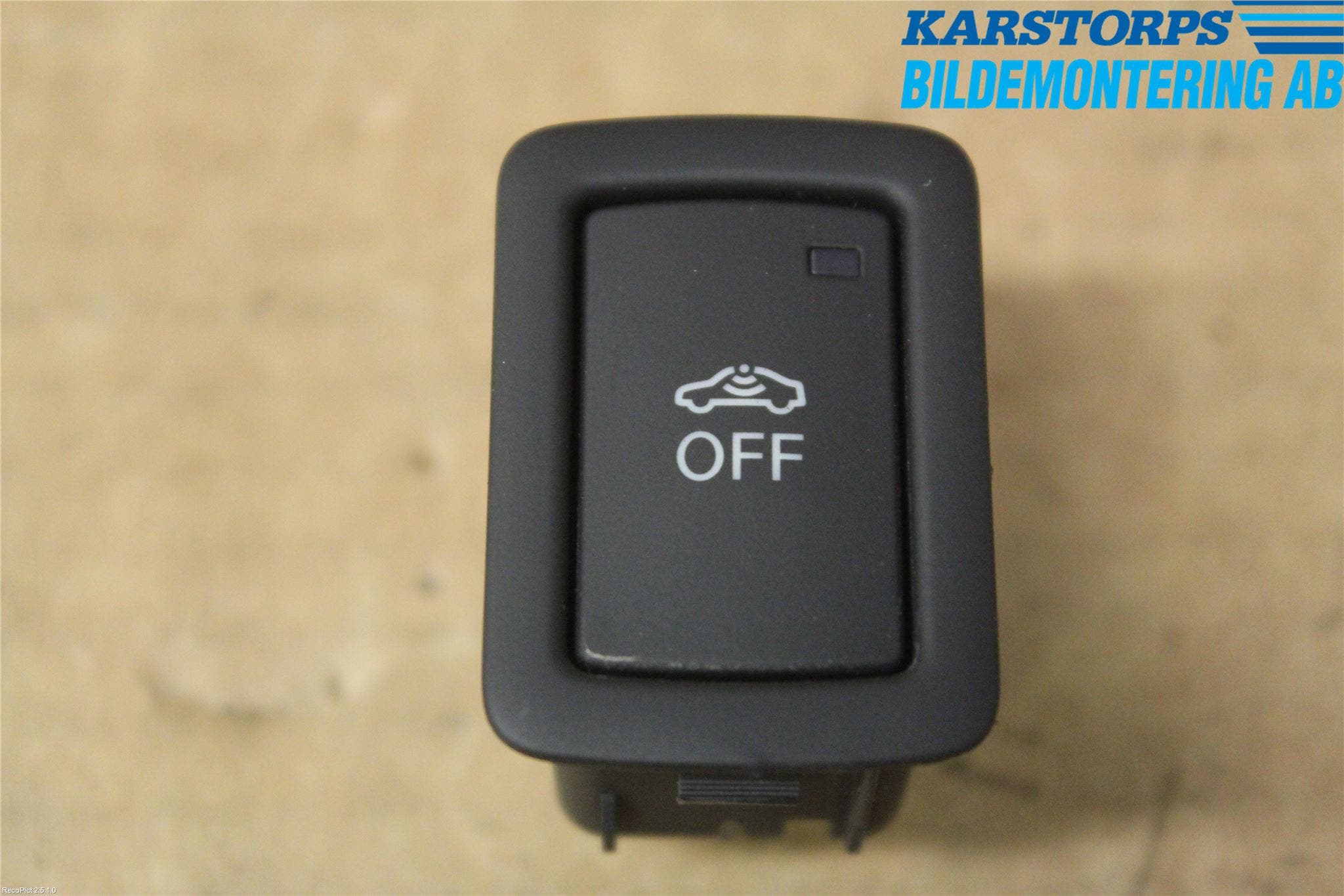 Audi A3/S3 05-13 Strömställare Fram