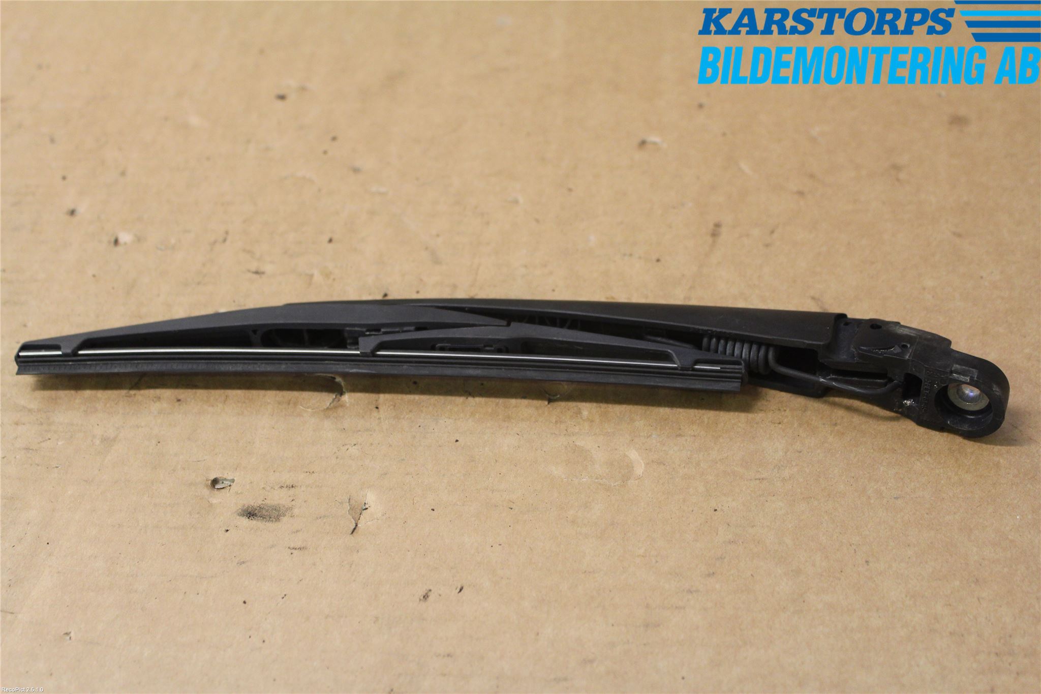 Suzuki SX4 06-09 Torkararm-Bakruta