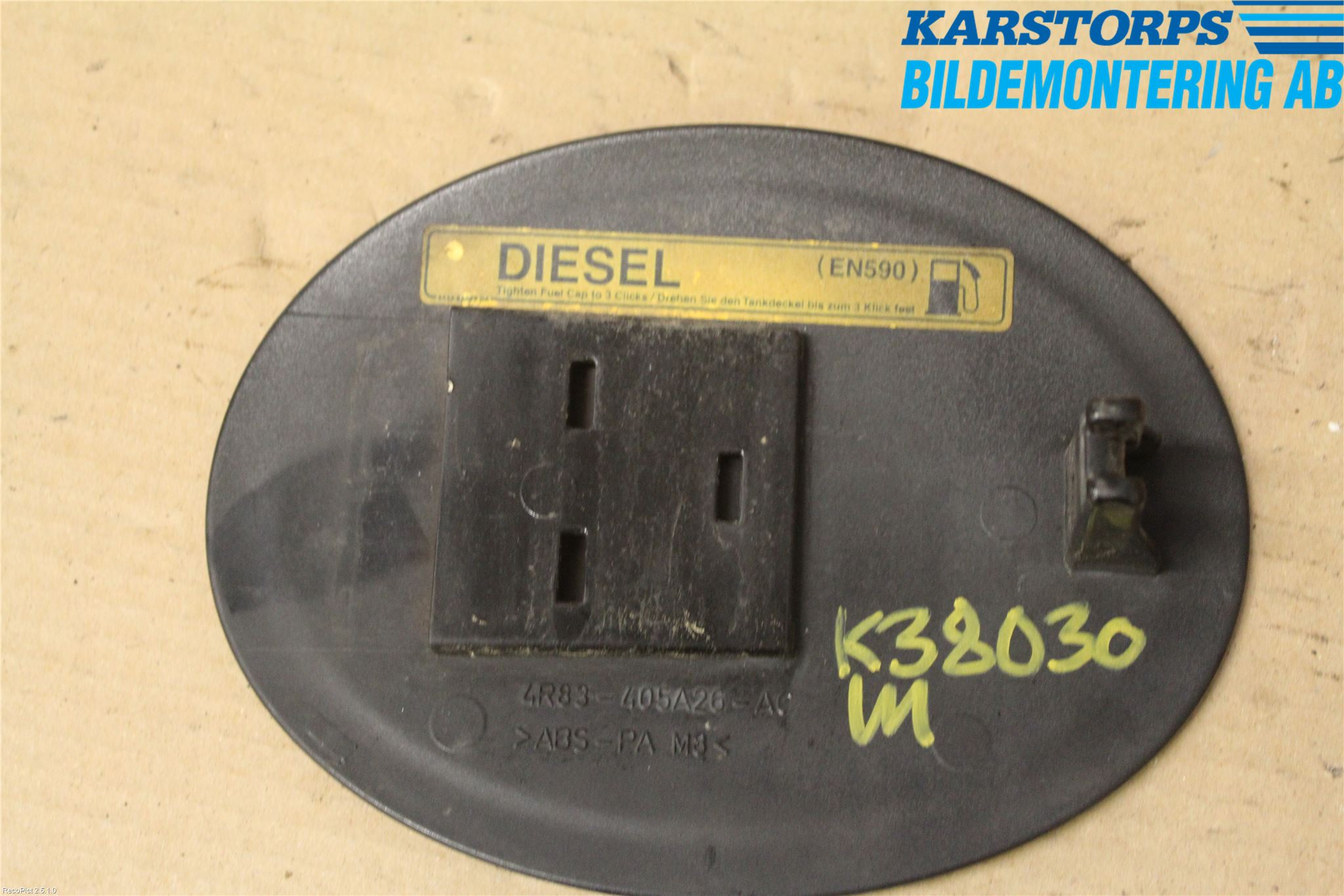 Jaguar S-TYPE Tanklucka