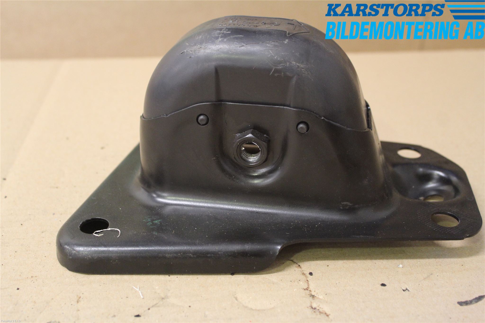 Audi A3/S3 05-13 Bakaxel Fäste