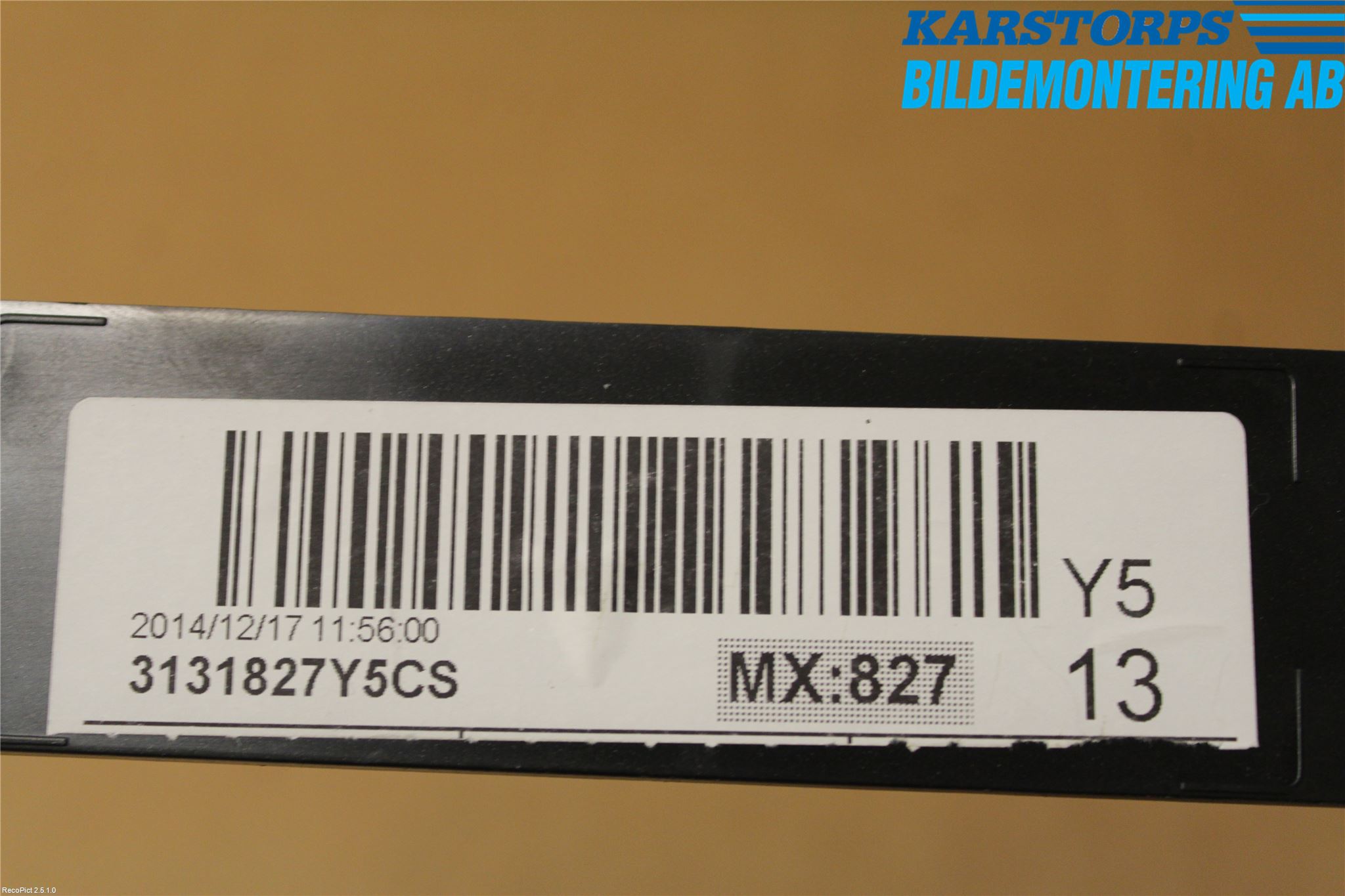 Volvo V40 12-19 Instrumentkonsoll Mitt