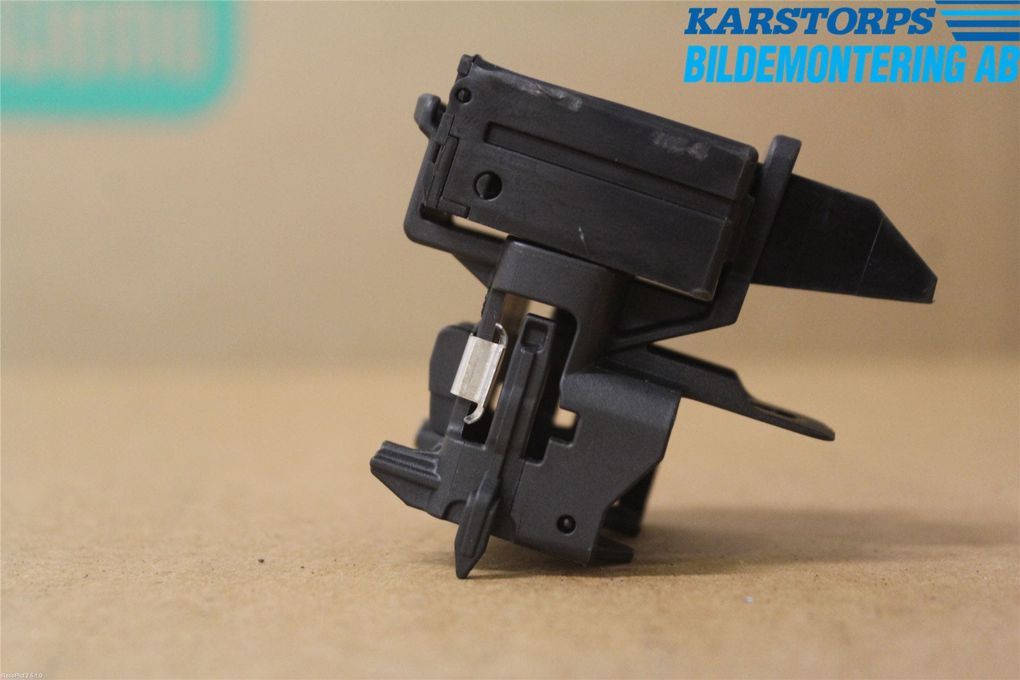 Volvo V40 12-19 Tändlås