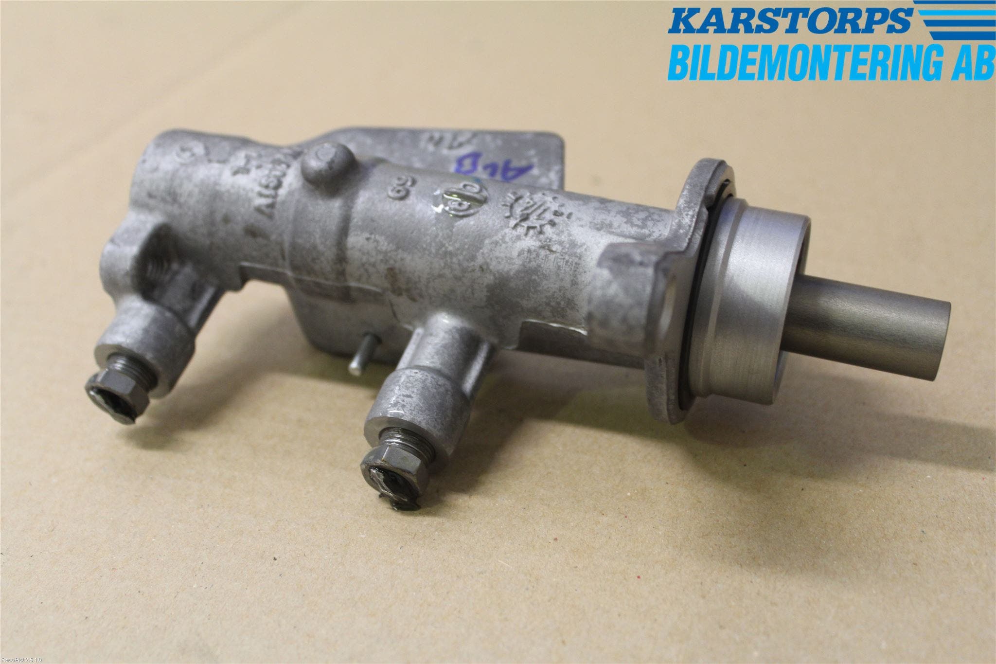 Volvo V40 12-19 Broms Huvudcylinder