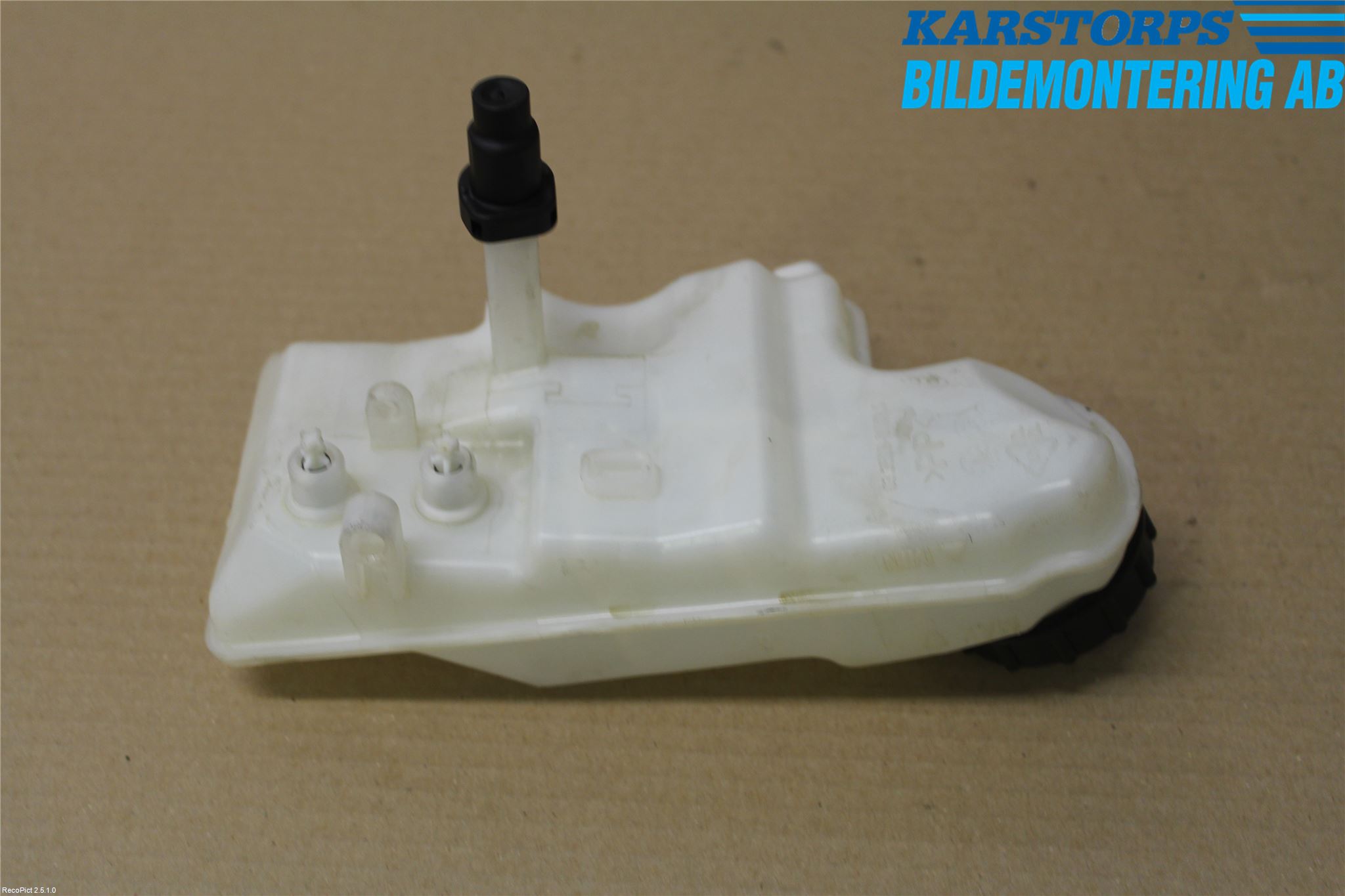 Volvo V40 12-19 Bromsvätskebehållare