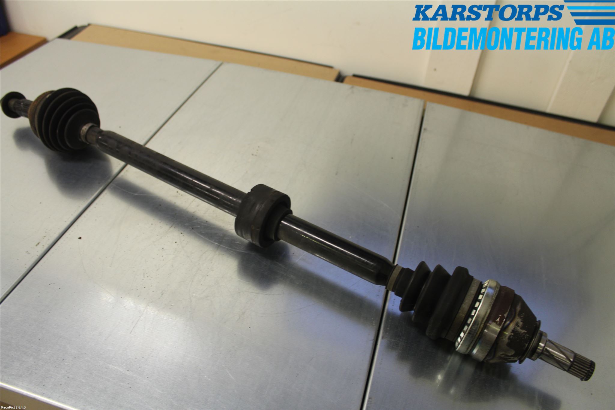 Opel VECTRA C 02-05 Drivaxel Fram Höger