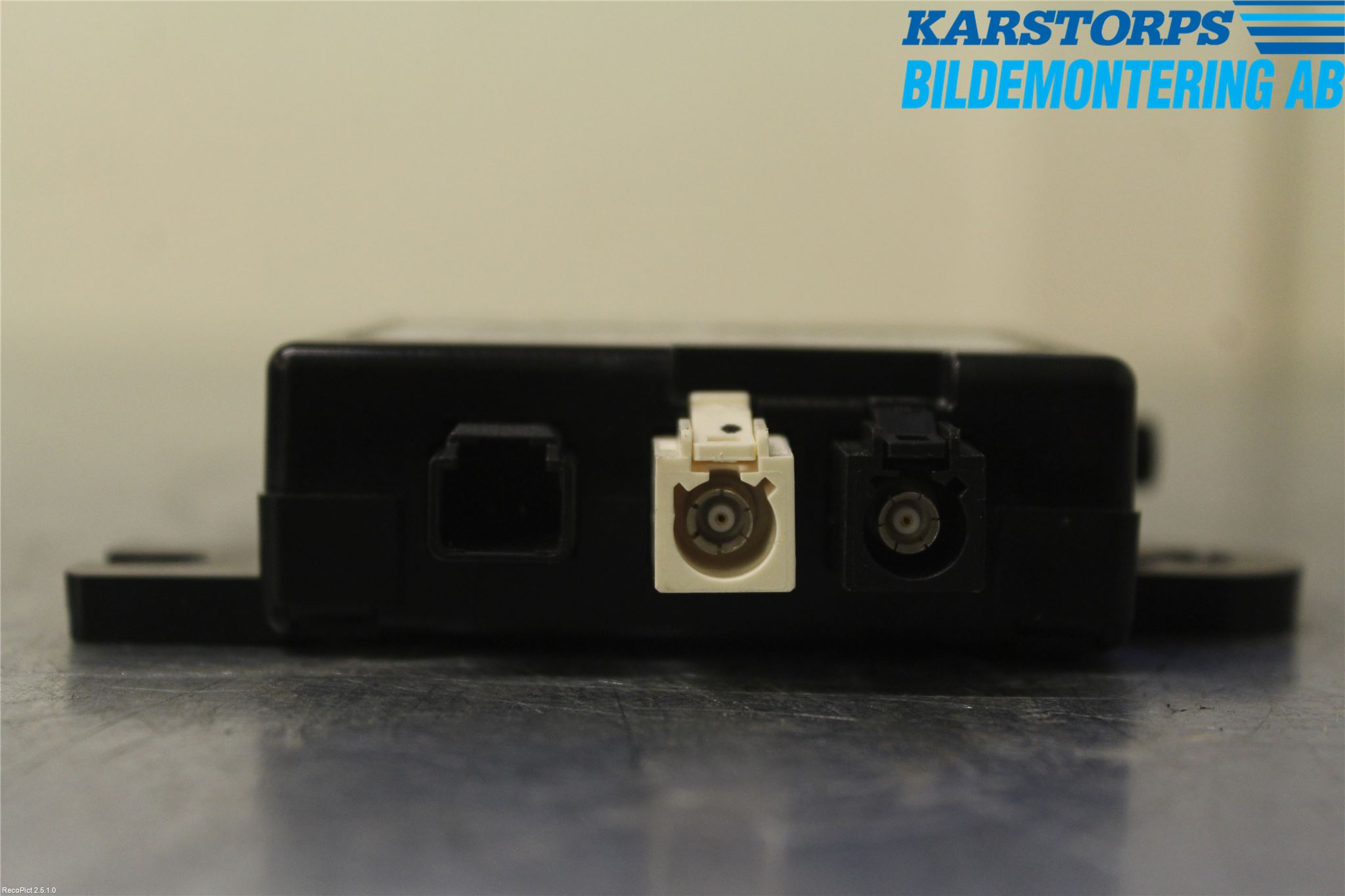 Jaguar XK/XKR 06-14 Antennförstärkare