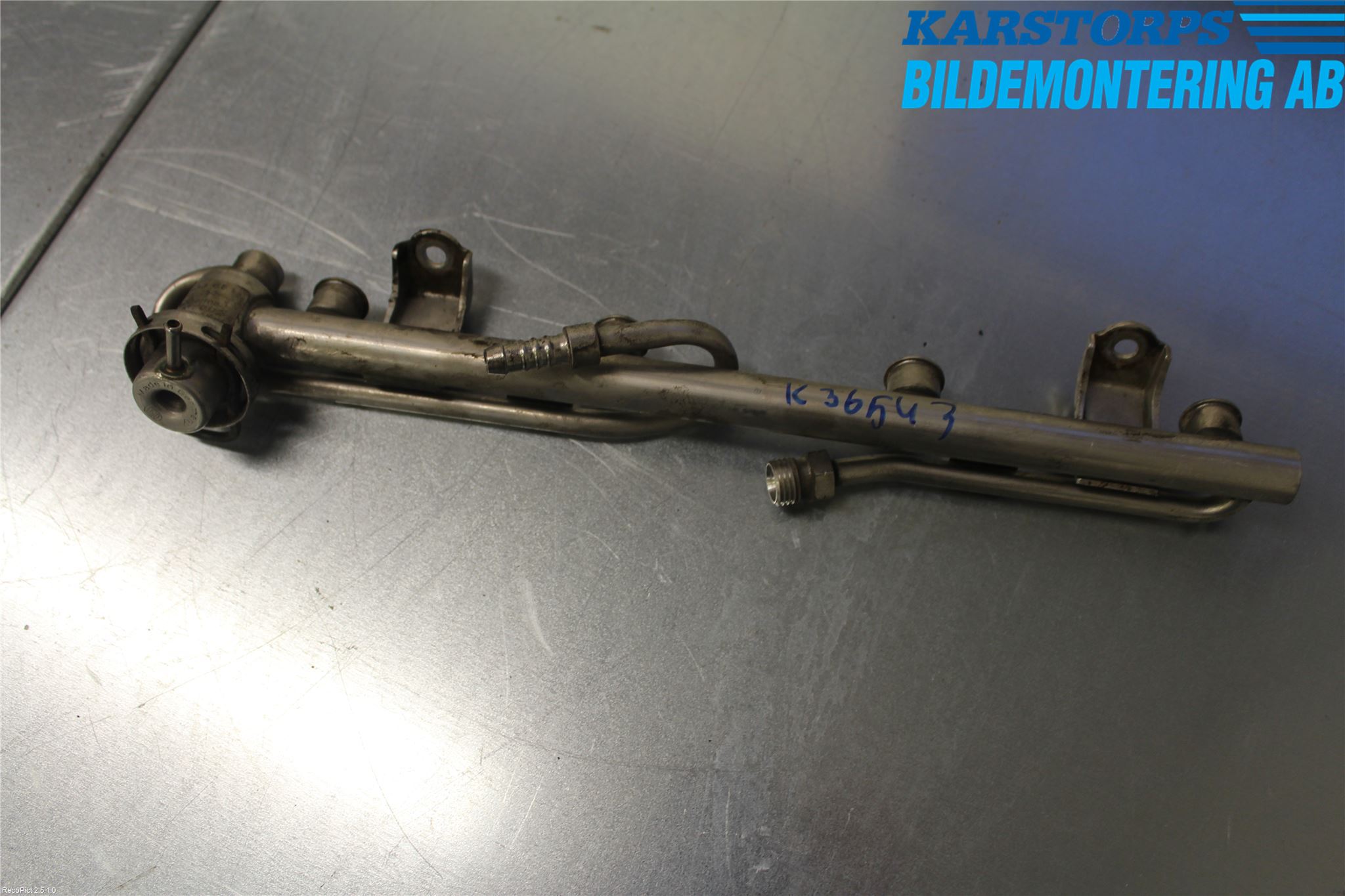 Volkswagen VW PASSAT 01-05 Injspridarrör