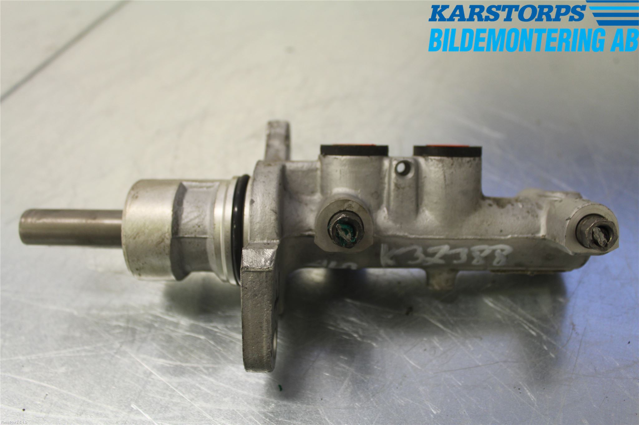 Renault TRAFIC   02-14 Broms Huvudcylinder