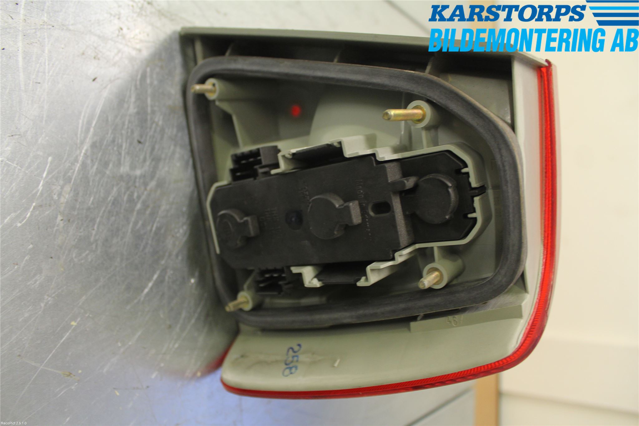 Volvo S90/V90 97-98 Bakljus Vänster