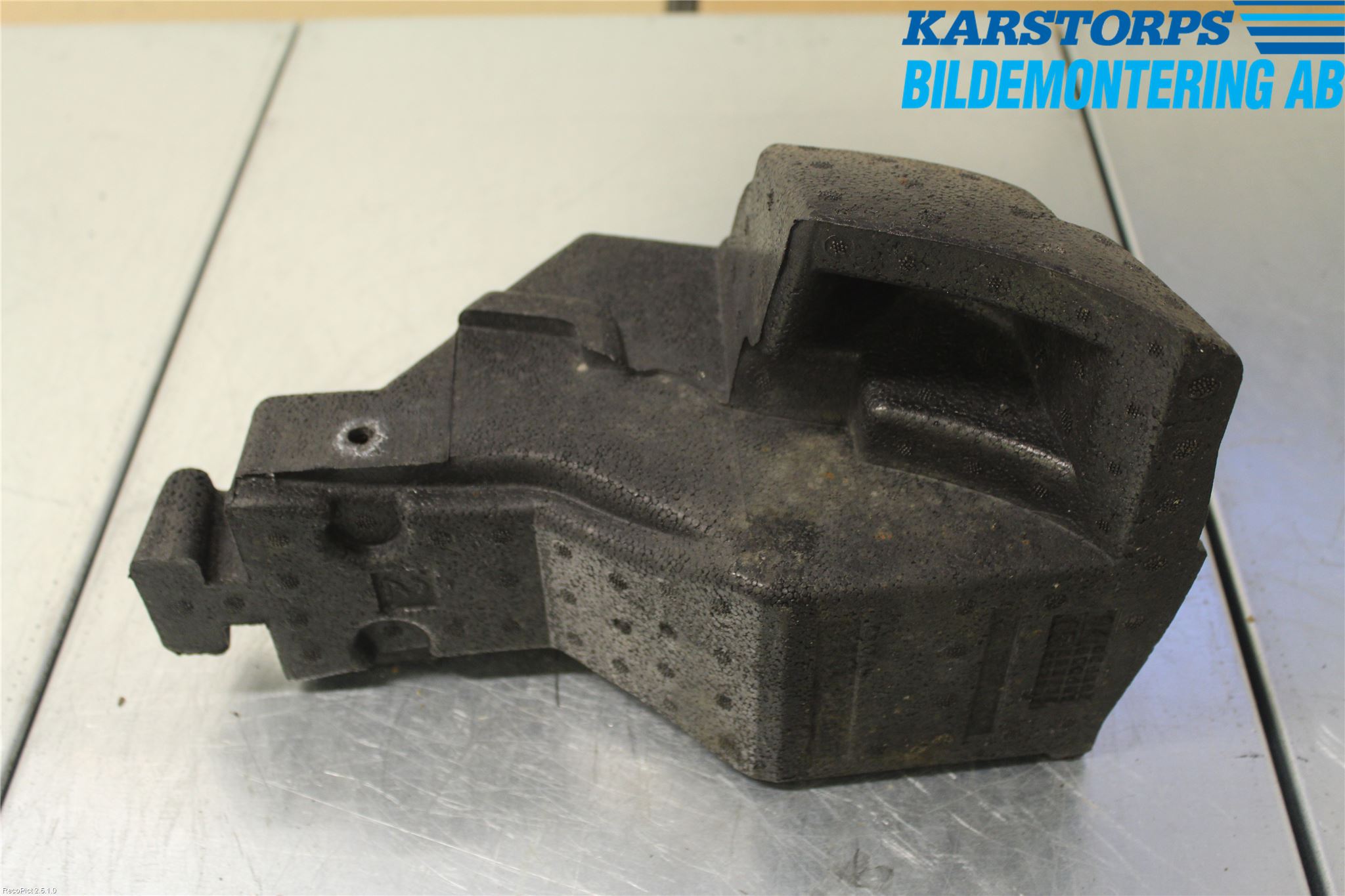 Saab 9-5 -05 Stötfångare Deformelement Bak