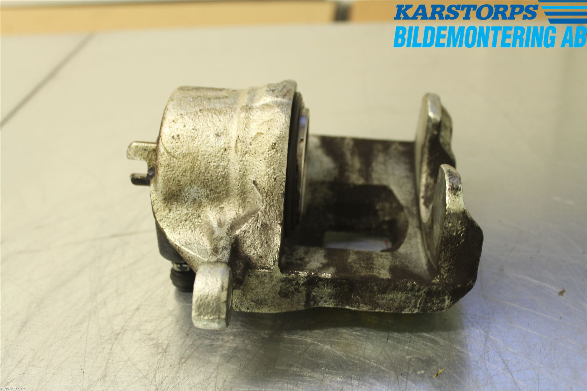 Hyundai ELANTRA J2/RD 96-00 Bromsok Fram Vänster