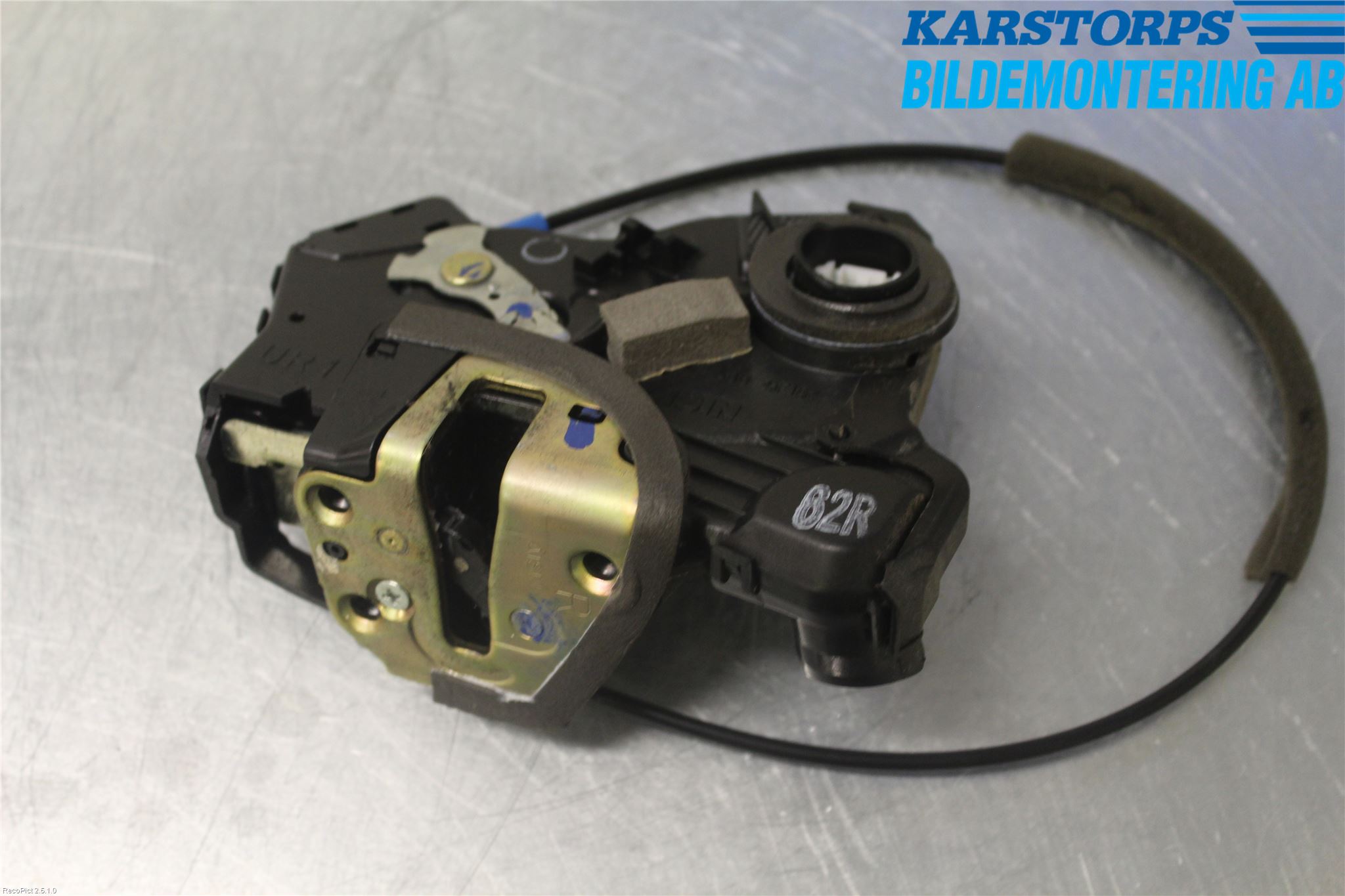 Toyota COROLLA 02-07 Låskista-Dörrlås