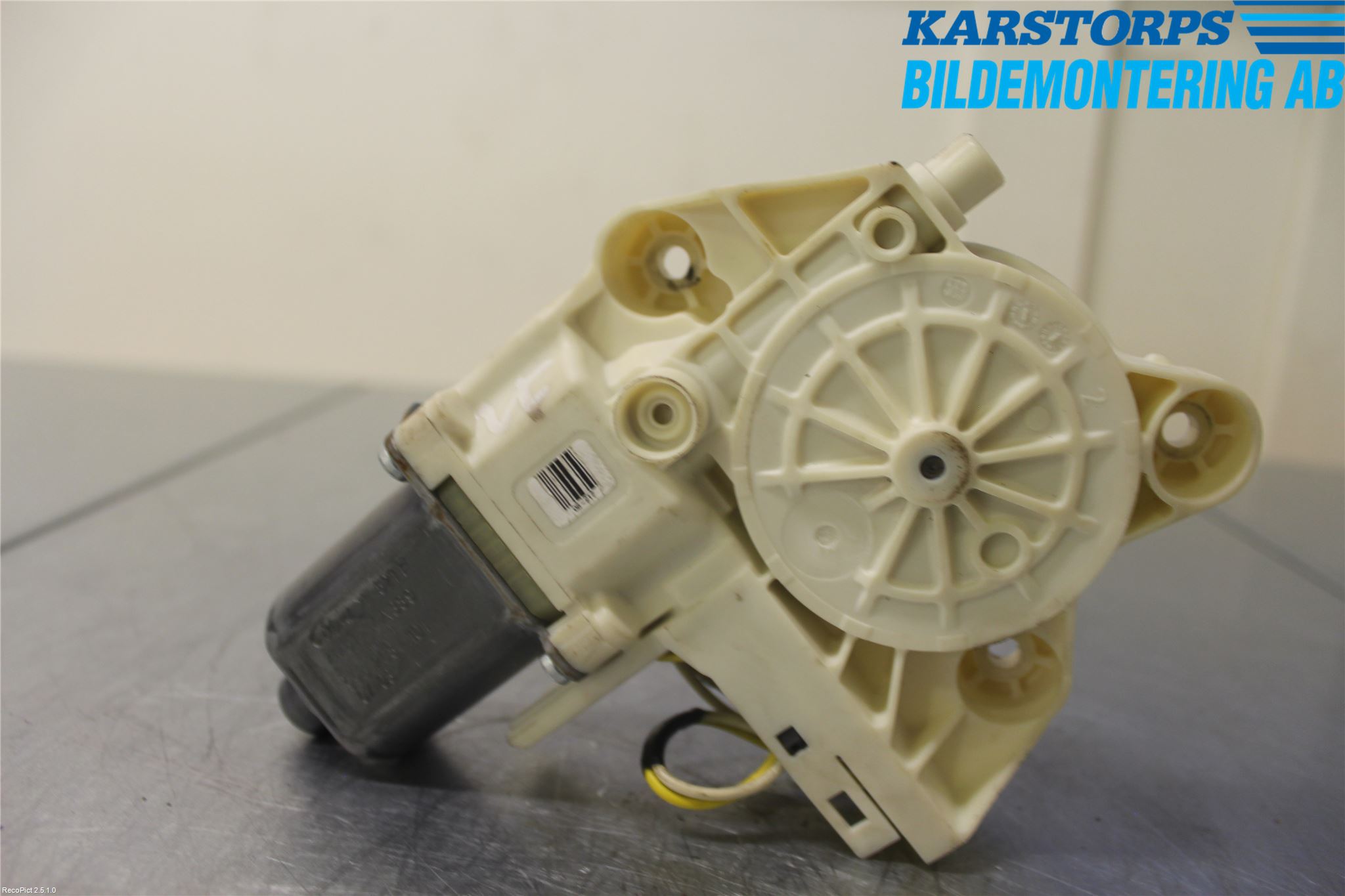 Ford FOCUS     04-07 Fönsterhissmotor